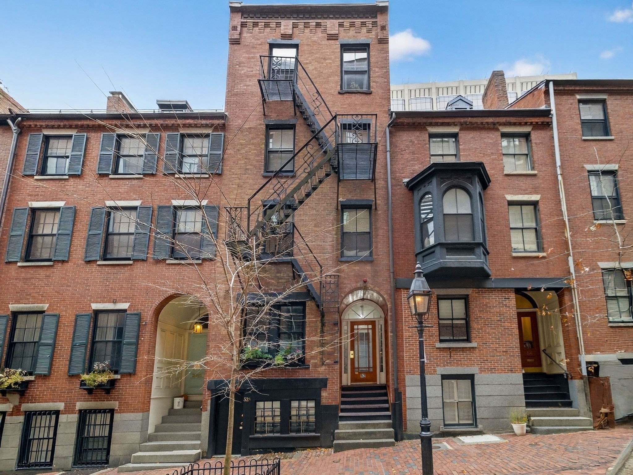 52 Temple Street, Downtown, Boston, MA 02114