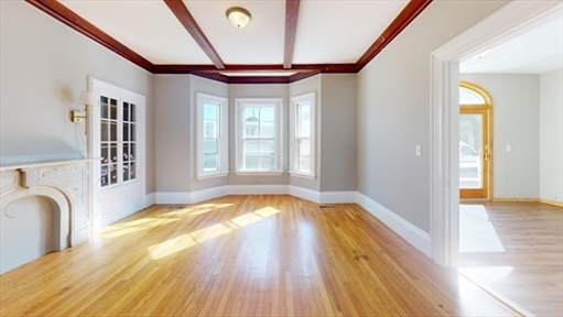 12 Lyman St, Apt 1