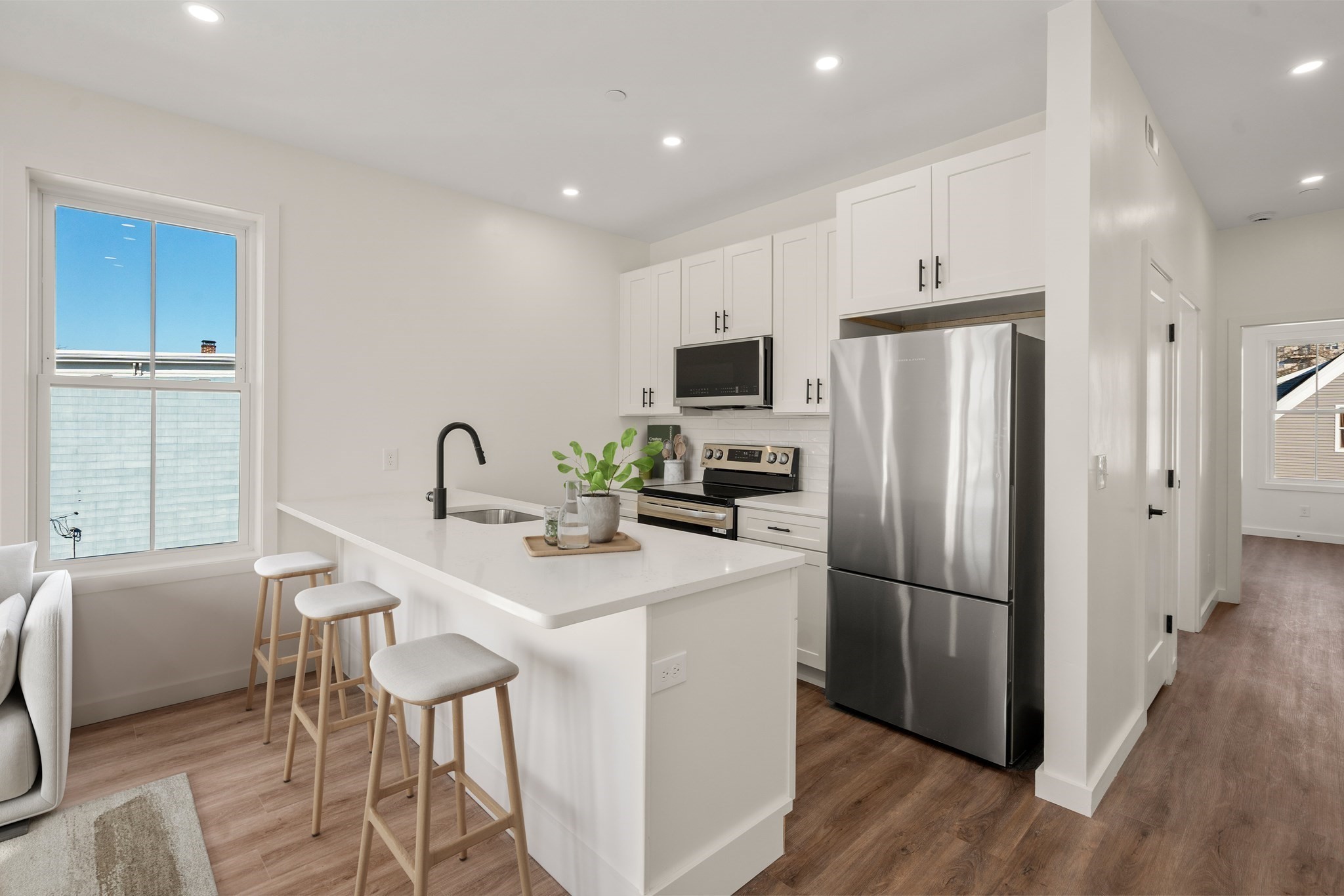 43 Blossom St Unit 4, Chelsea, MA 02150 - Image 2