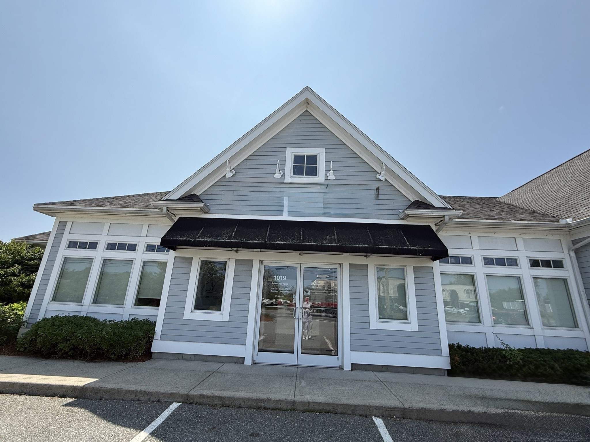 1019 Osgood St, North Andover, MA 01845