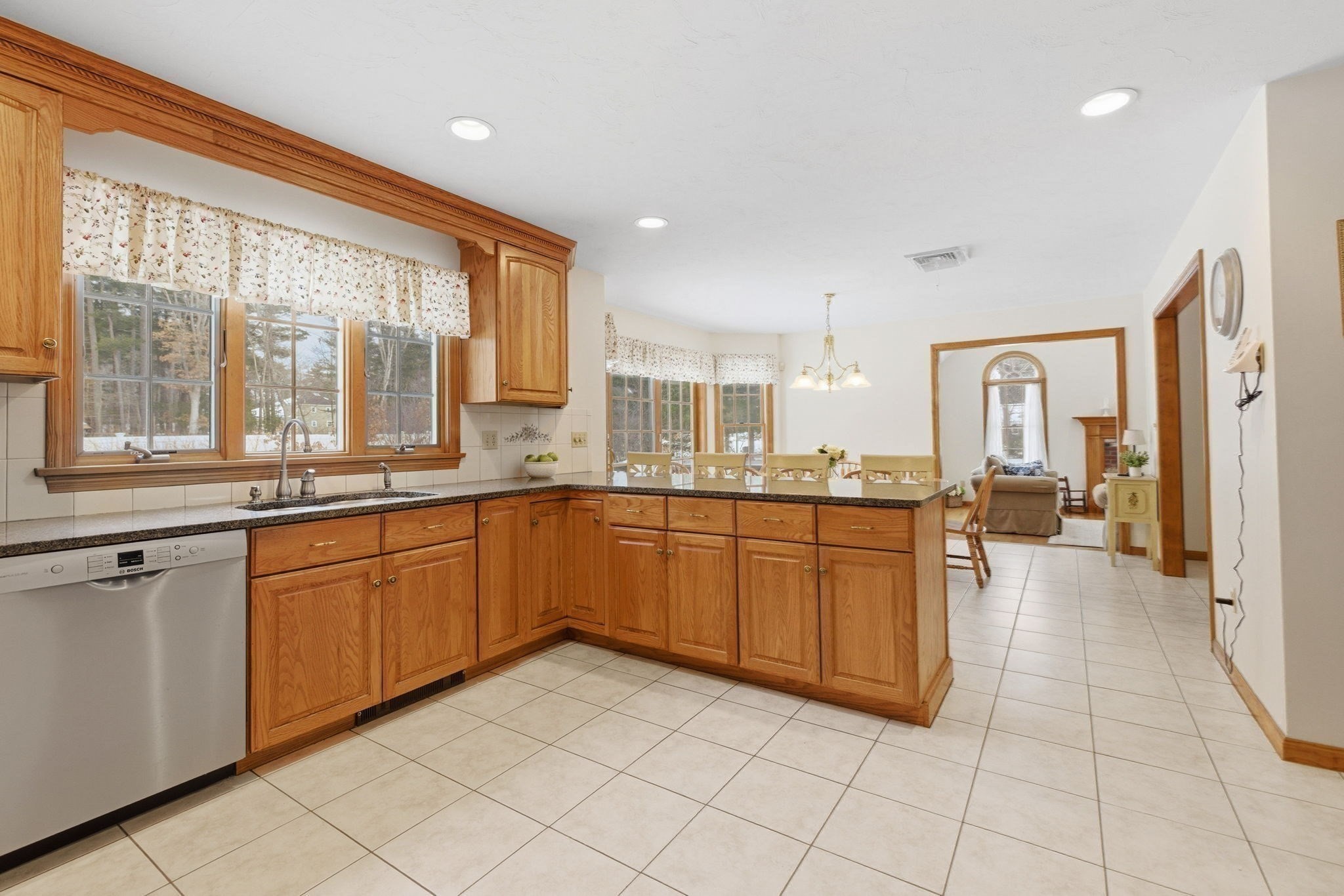 11 Satucket Tr, Bridgewater, MA 02324 - Image 14