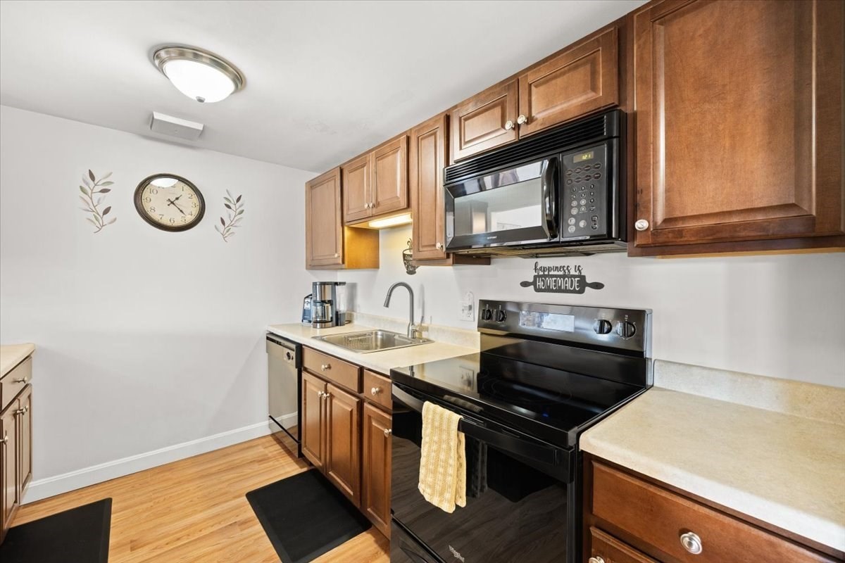 96 Old Colony Ave Unit 363, Taunton, MA 02718 - Image 3