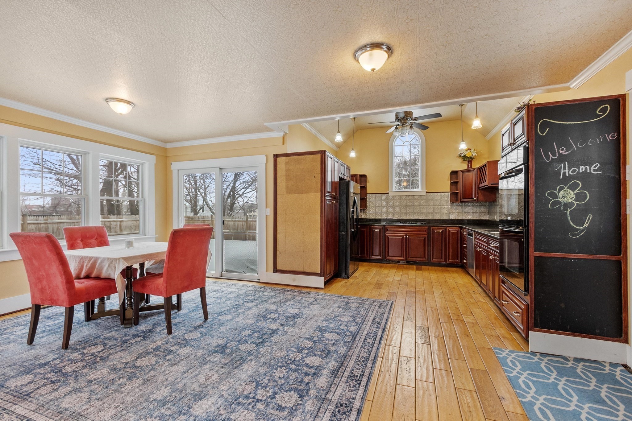 16 Washington St, Chelmsford, MA 01863