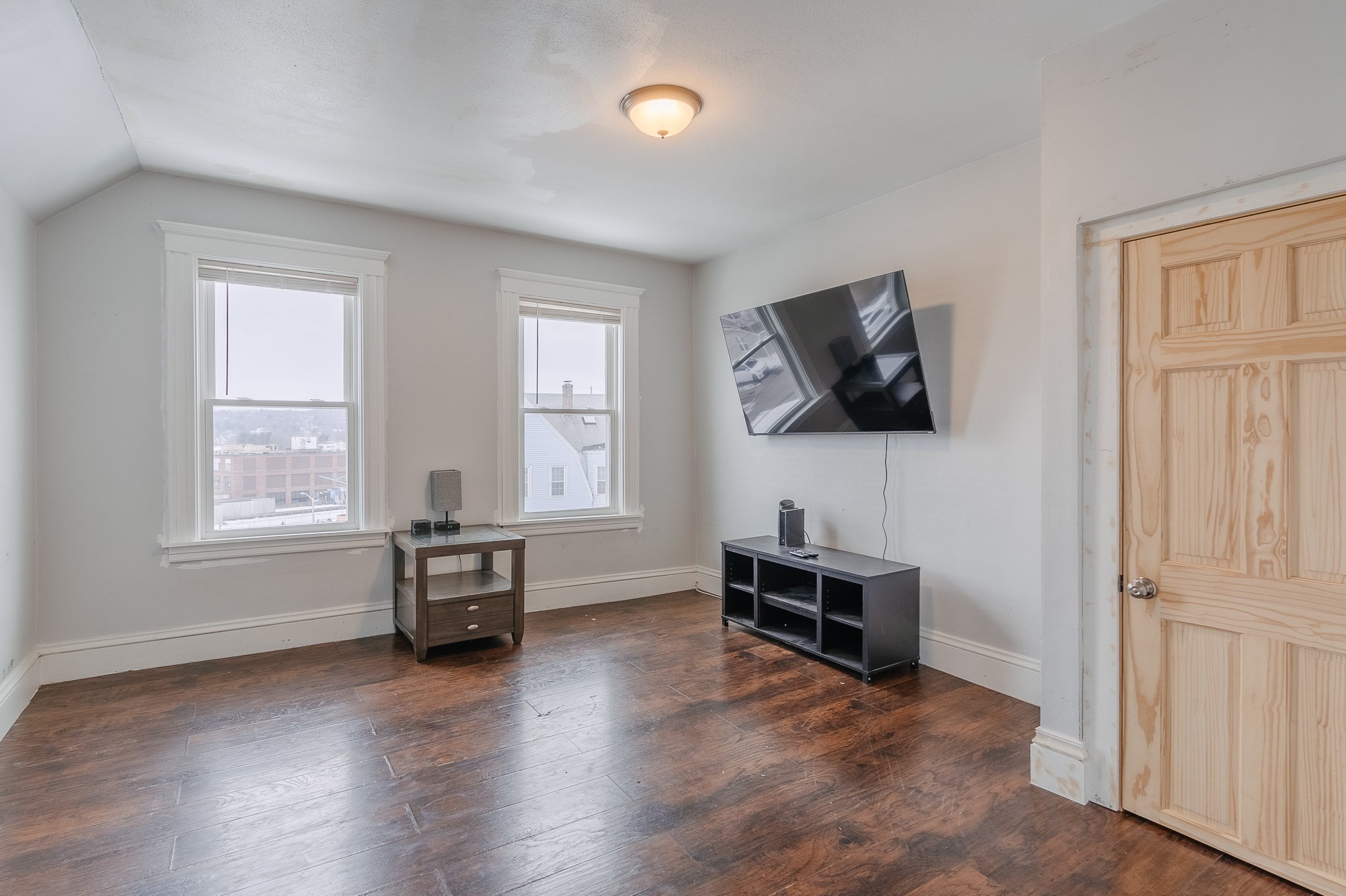 18 Gosnold Street, Worcester, MA 01606 - Image 6