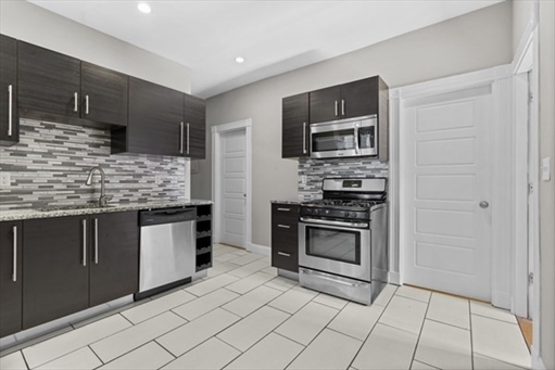 35 Harbor View Street, Apt 2