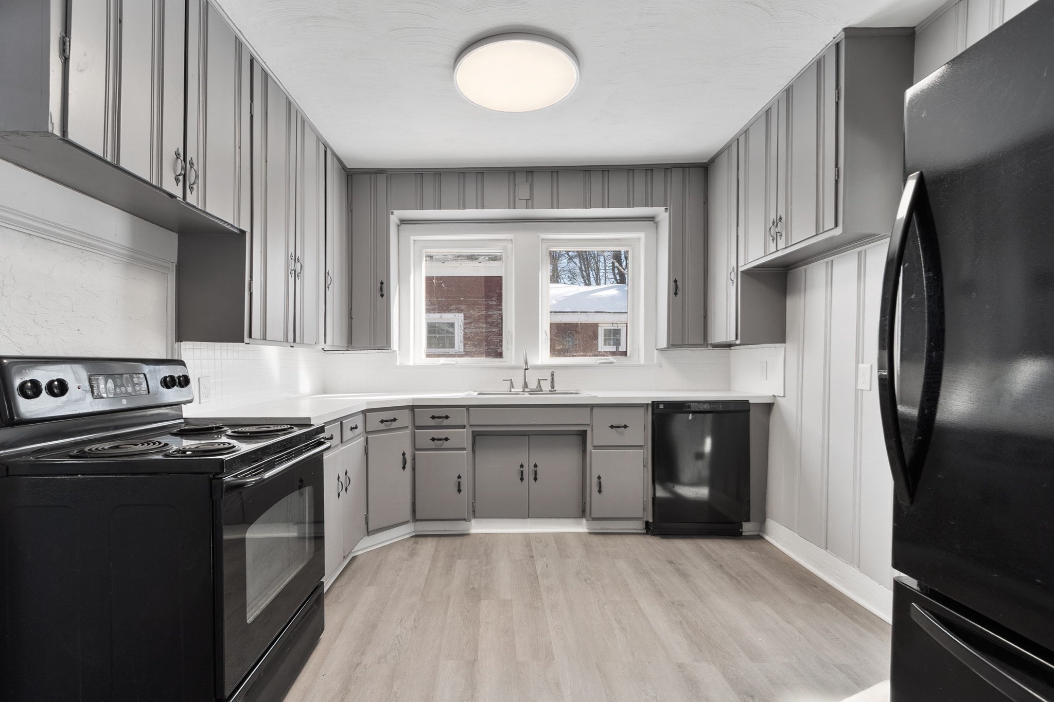 29 Bradstreet Ave, Haverhill, MA 01835 - Image 11