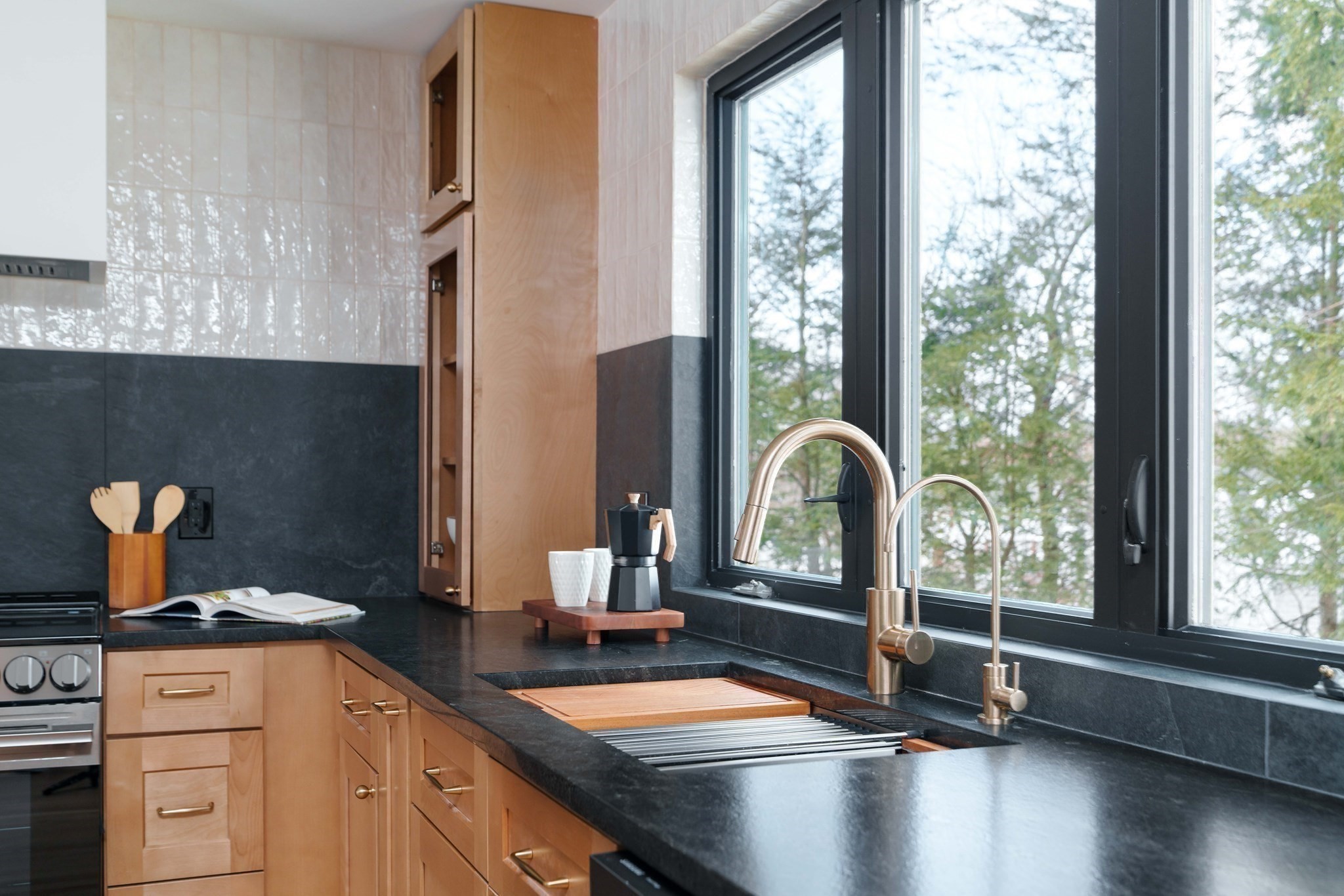 8 Emily Road, Framingham, MA 01701 - Image 16