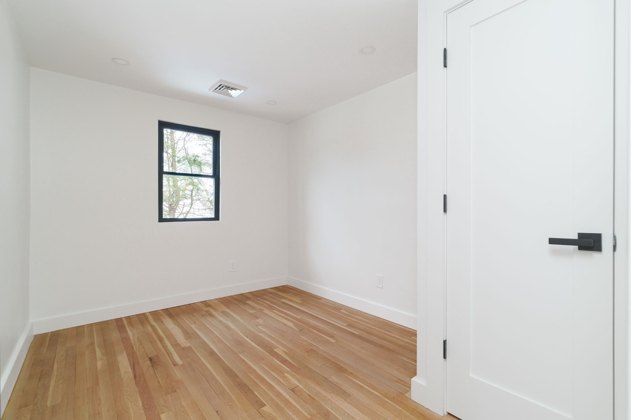 8 Emily Road, Framingham, MA 01701 - Image 28