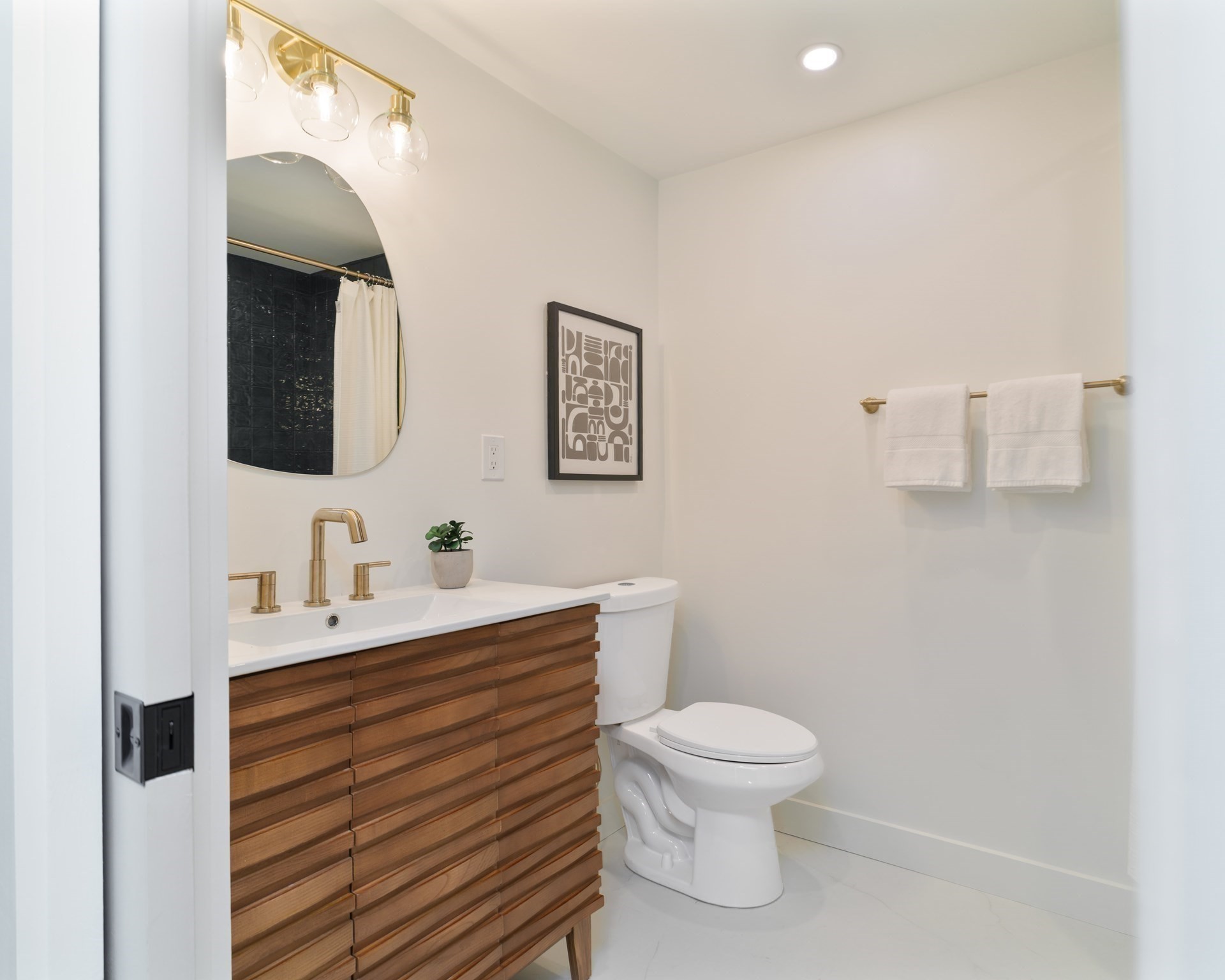 8 Emily Road, Framingham, MA 01701 - Image 29