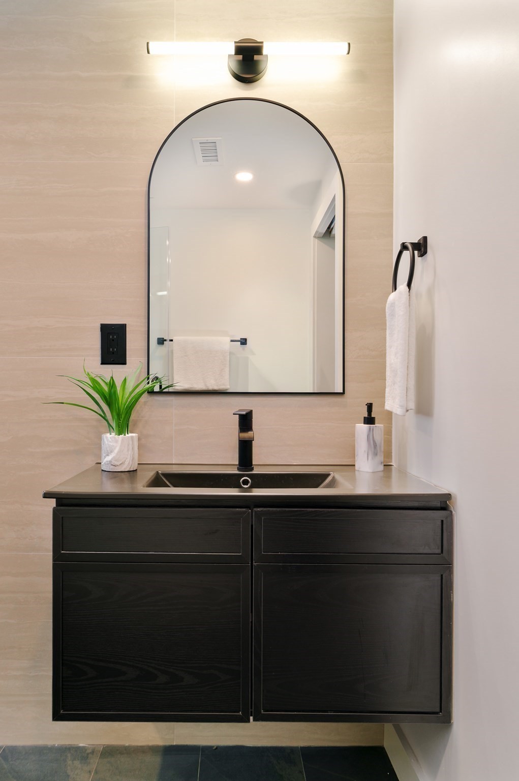 8 Emily Road, Framingham, MA 01701 - Image 41