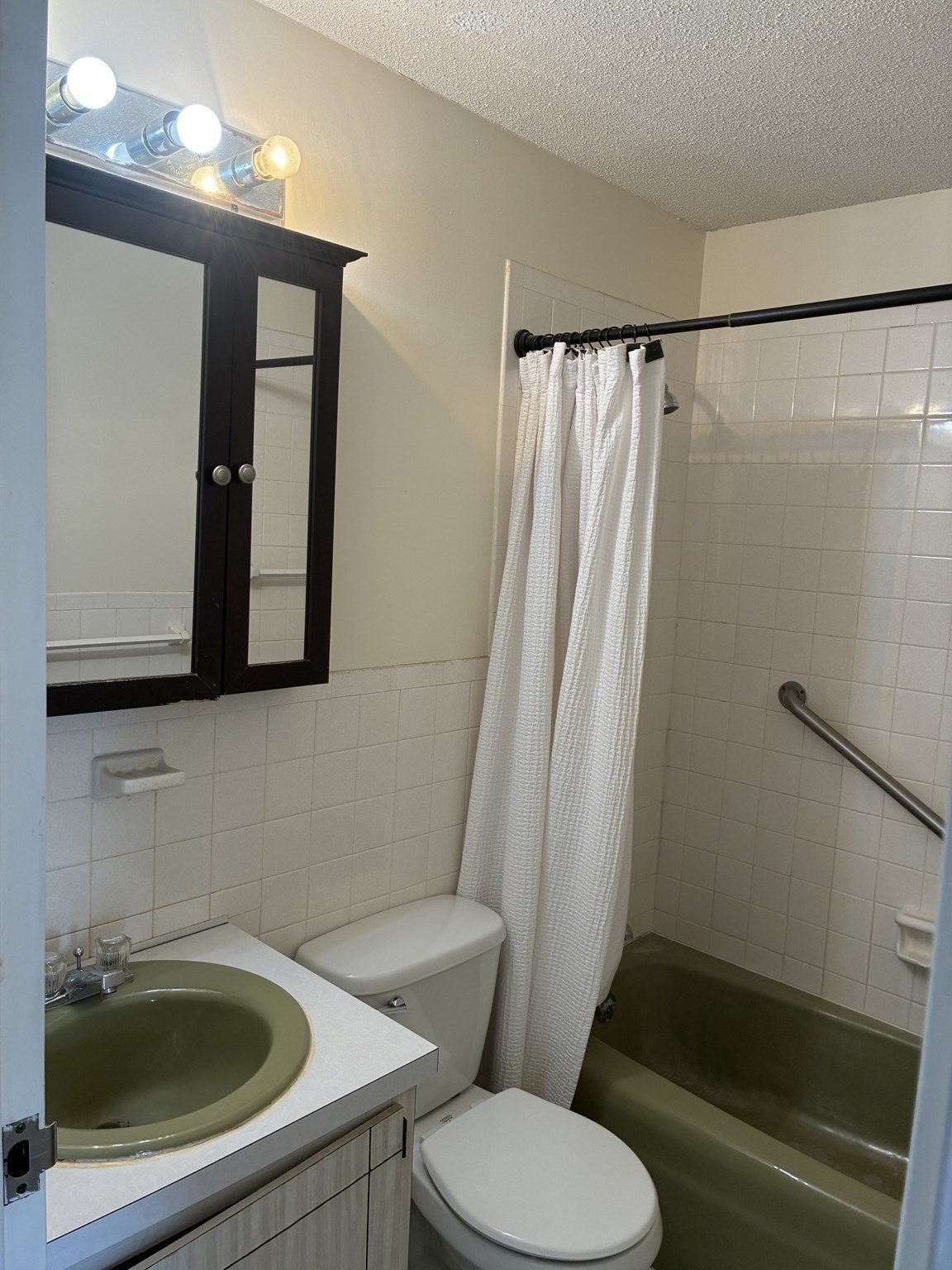 2 Summit Unit 43, Reading, MA 01867 - Image 9