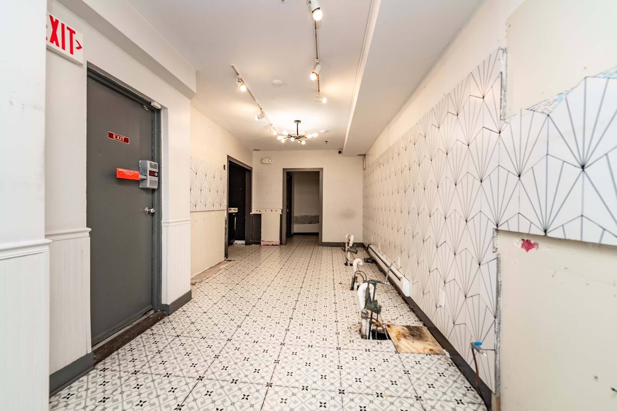 297 Newbury Street, Back Bay, Boston, MA 02115 - Image 2