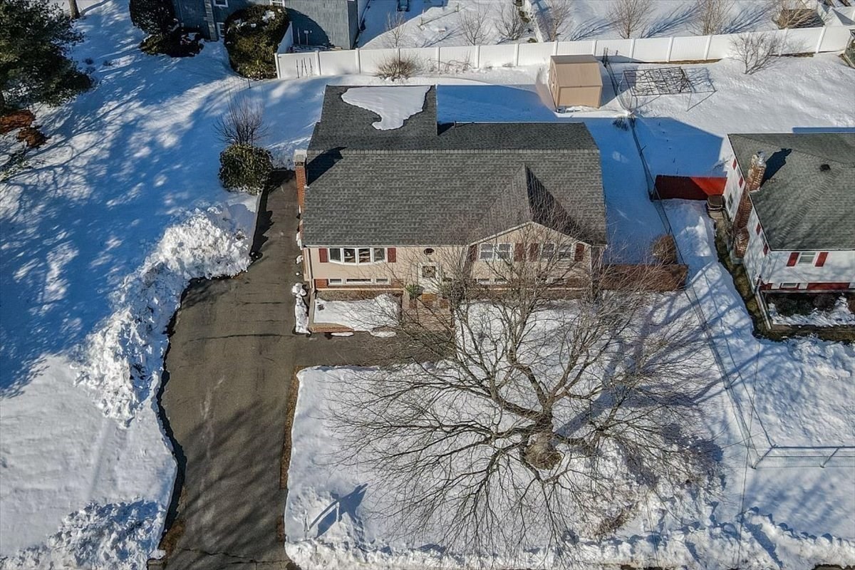 72 Rogers Dr, Stoughton, MA 02072