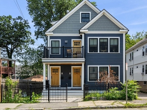 4 Crossman St, Apt 4