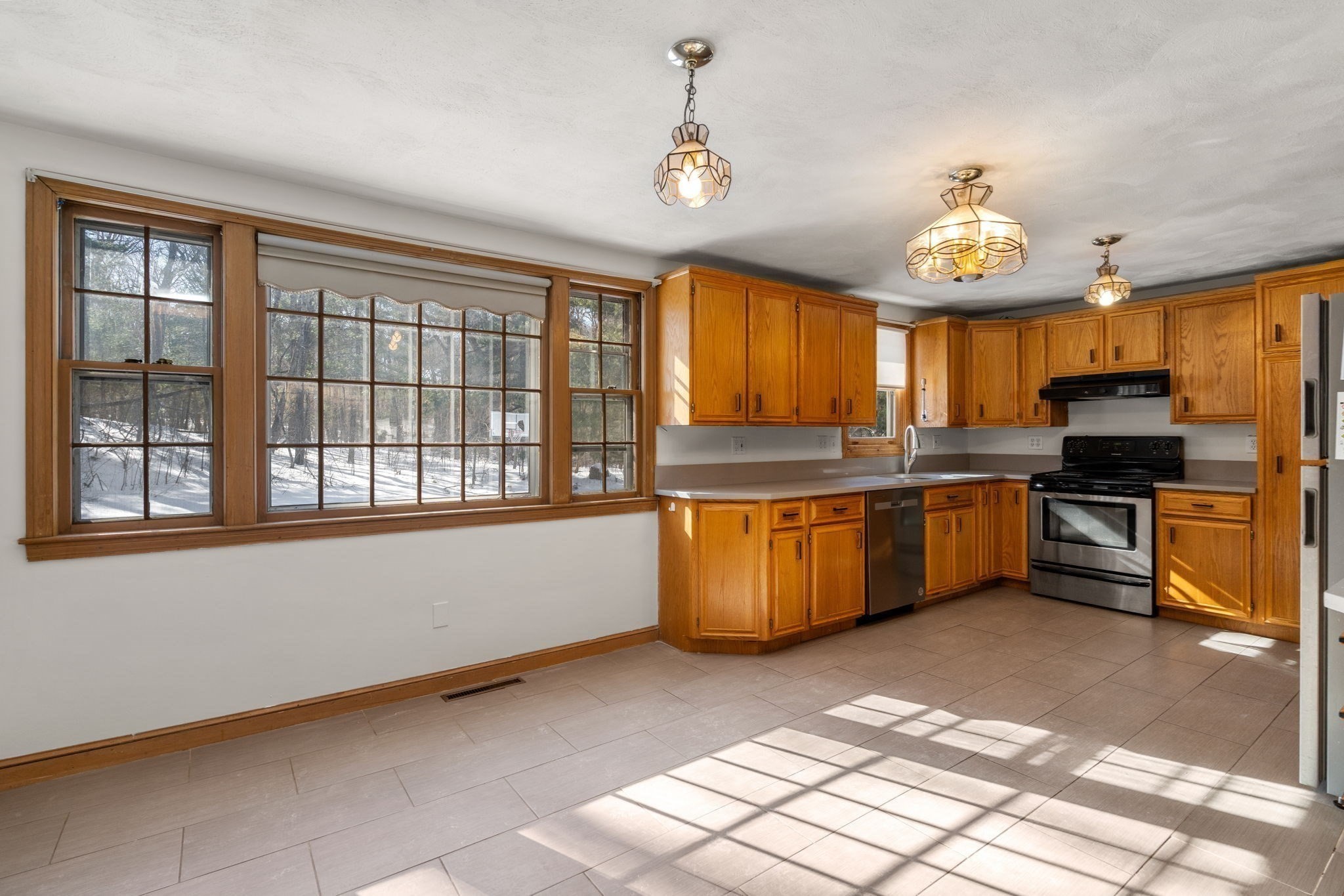 38 Garden Parkway, Norwood, MA 02062 - Image 10