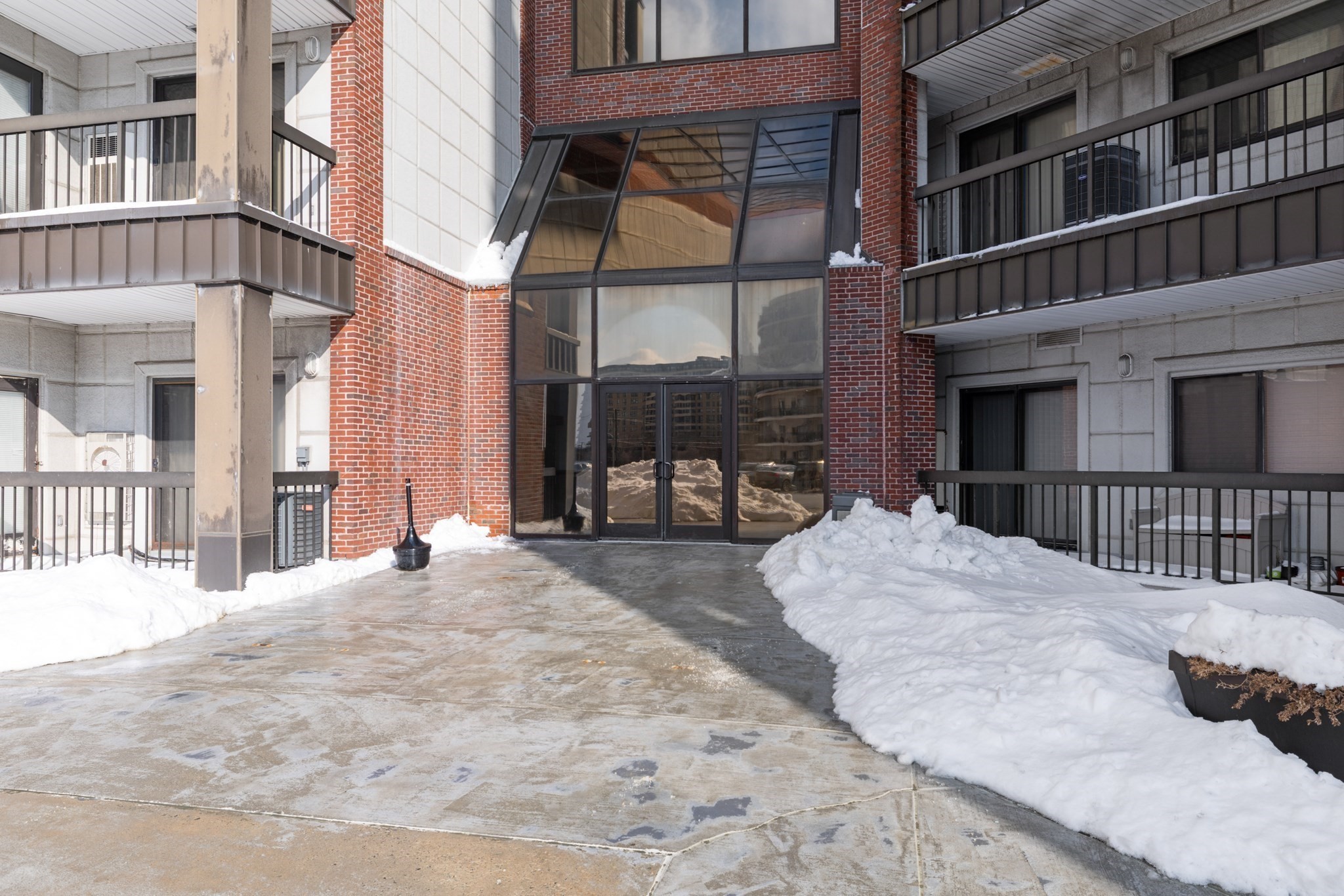 90 Quincy Shore Dr Unit 721, Quincy, MA 02171 - Image 2