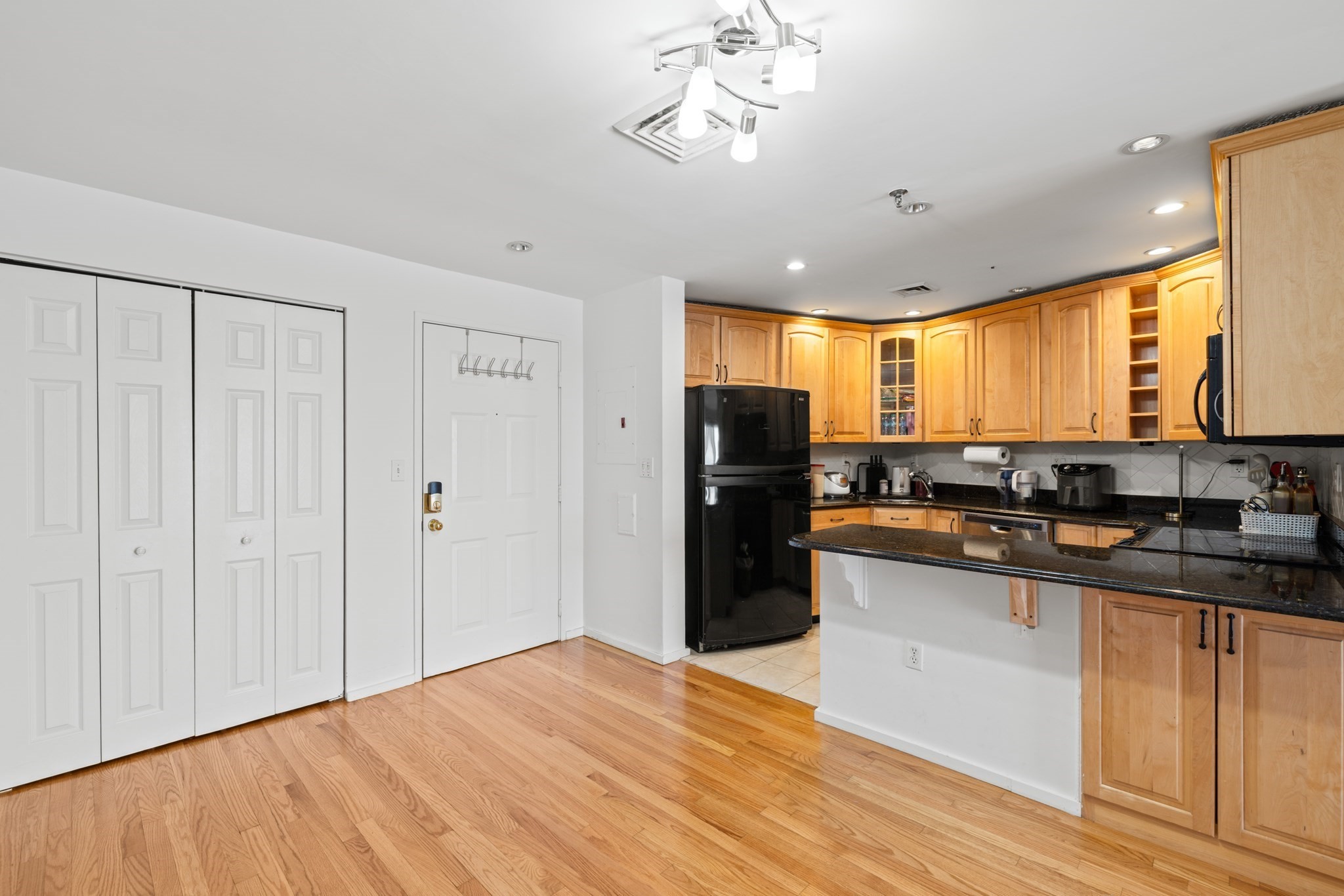 90 Quincy Shore Dr Unit 721, Quincy, MA 02171 - Image 4