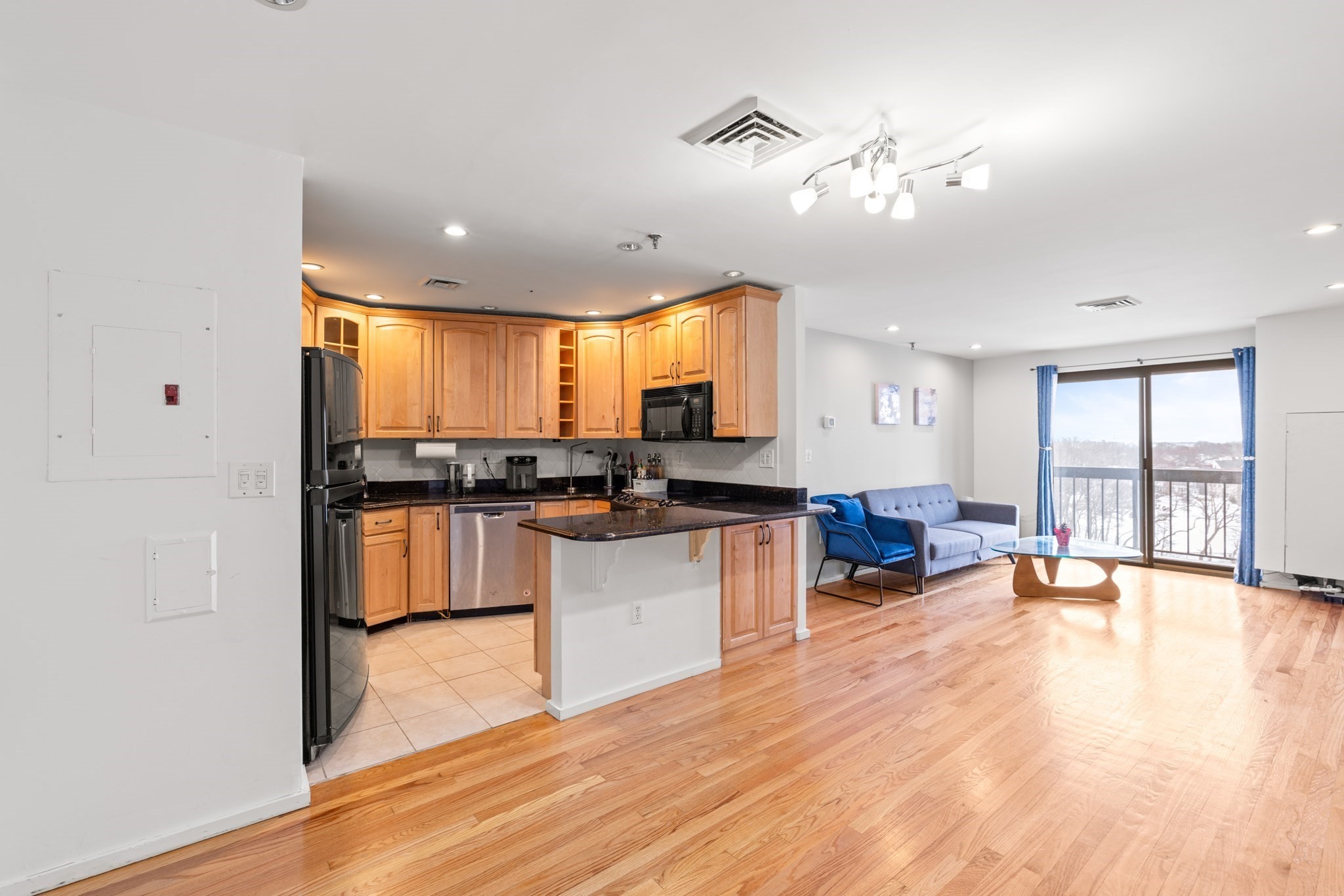 90 Quincy Shore Dr Unit 721, Quincy, MA 02171 - Image 5