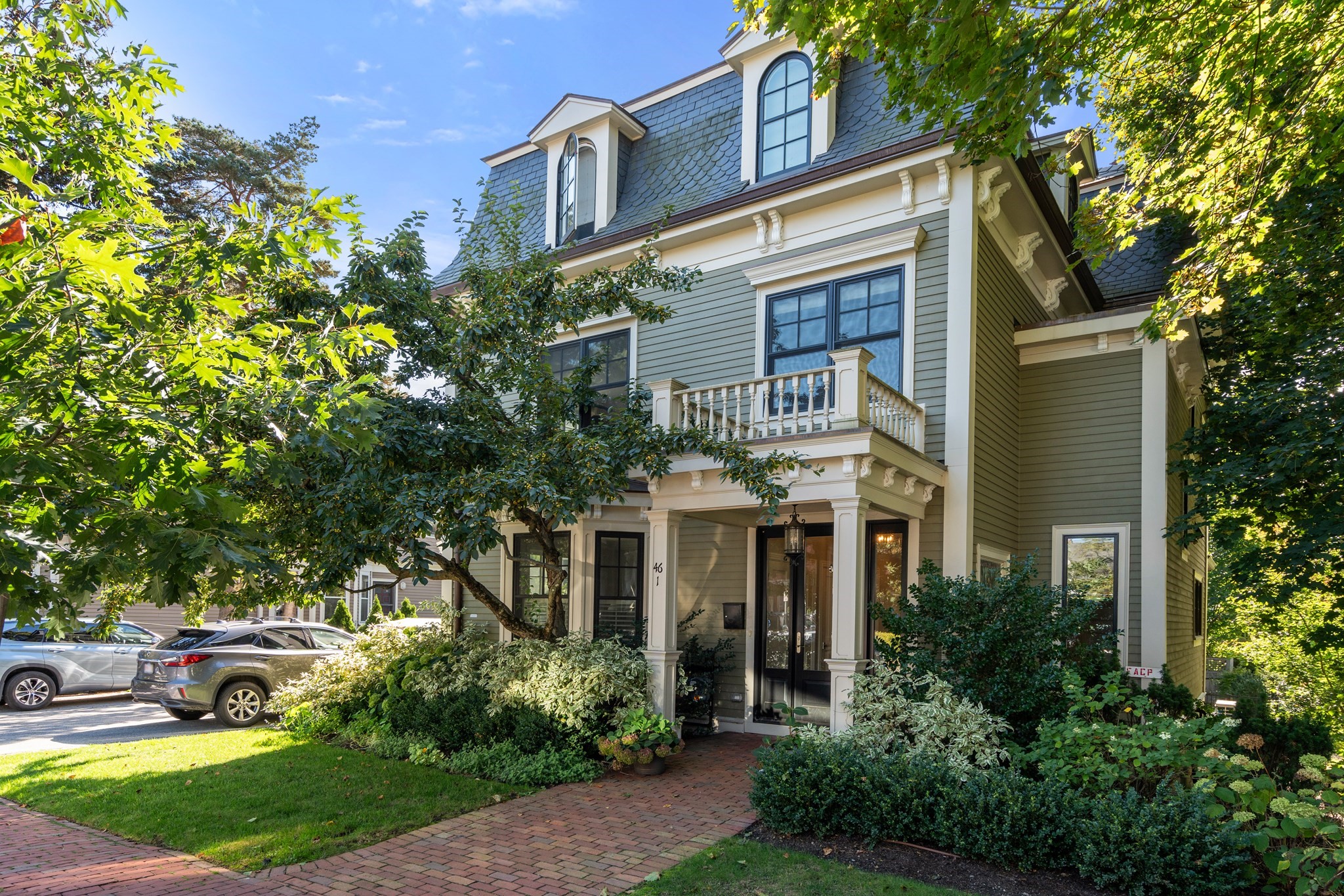 46 Mount Vernon Street Unit 1, Cambridge, MA 02140