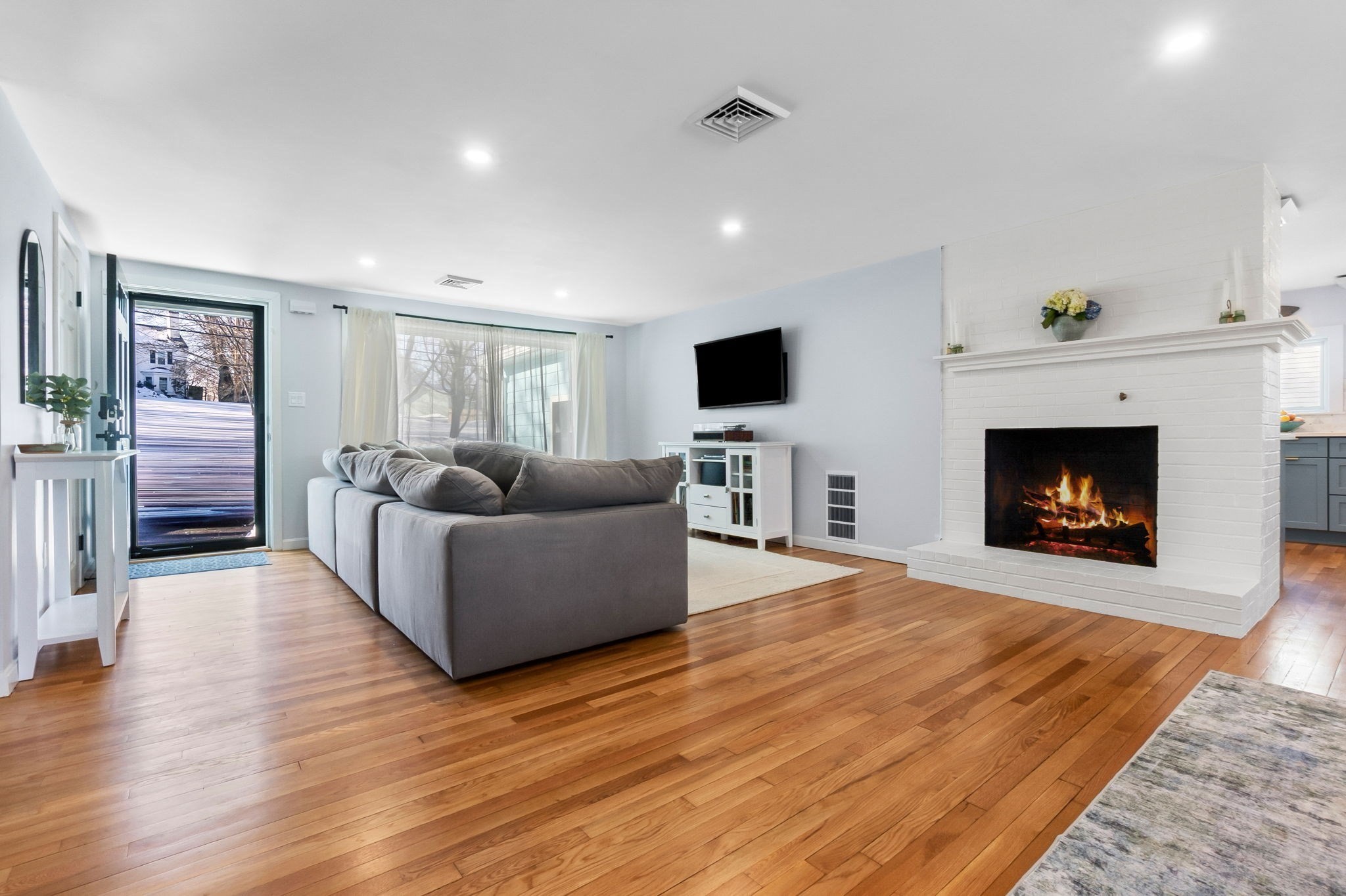 233 Lowell Unit 1, Peabody, MA 01960 - Image 2