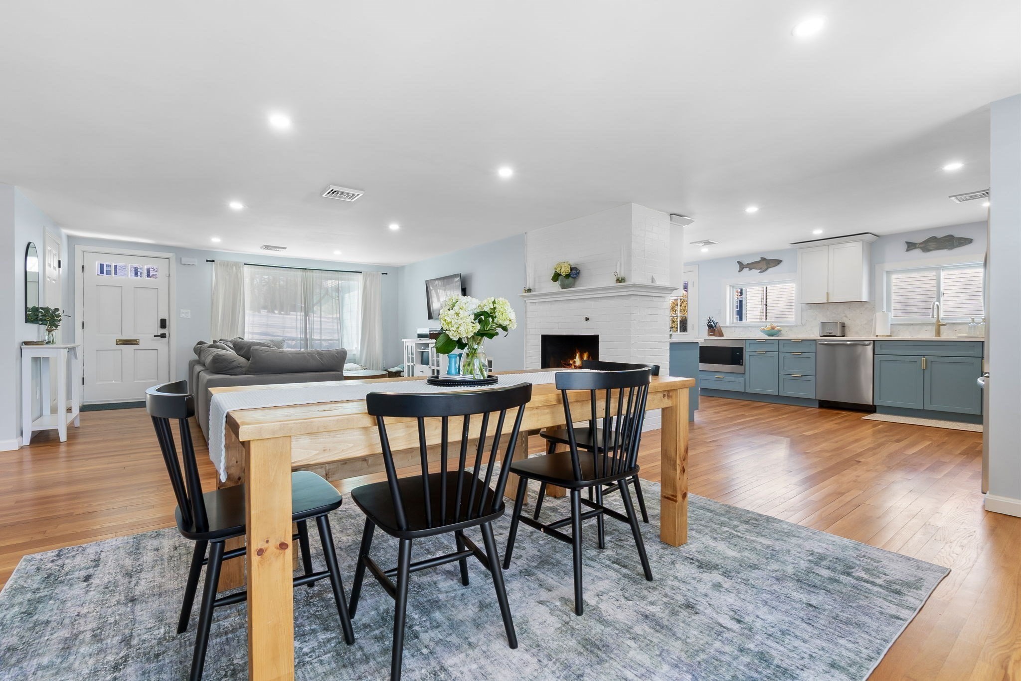 233 Lowell Unit 1, Peabody, MA 01960 - Image 4