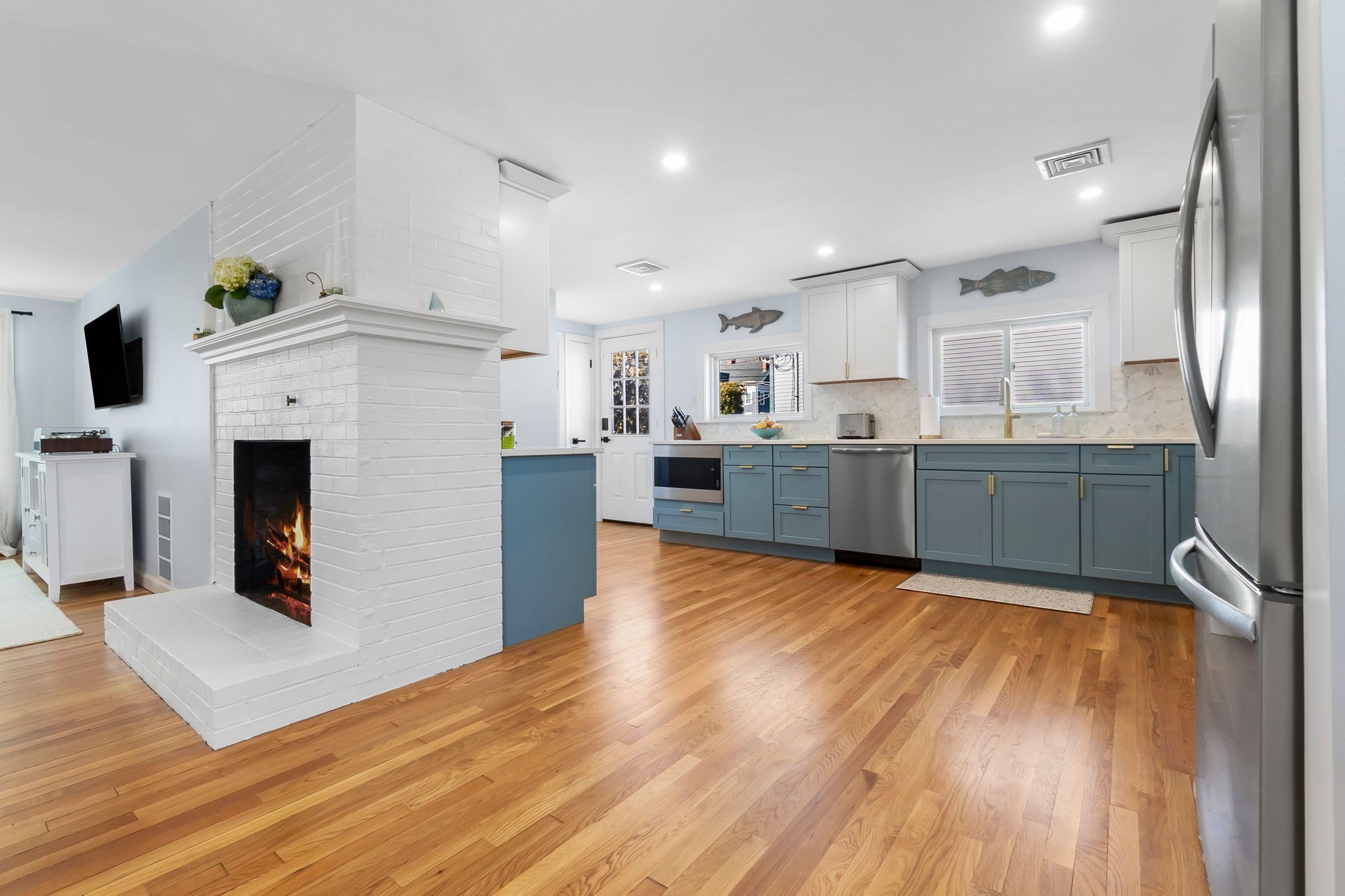 233 Lowell Unit 1, Peabody, MA 01960 - Image 6