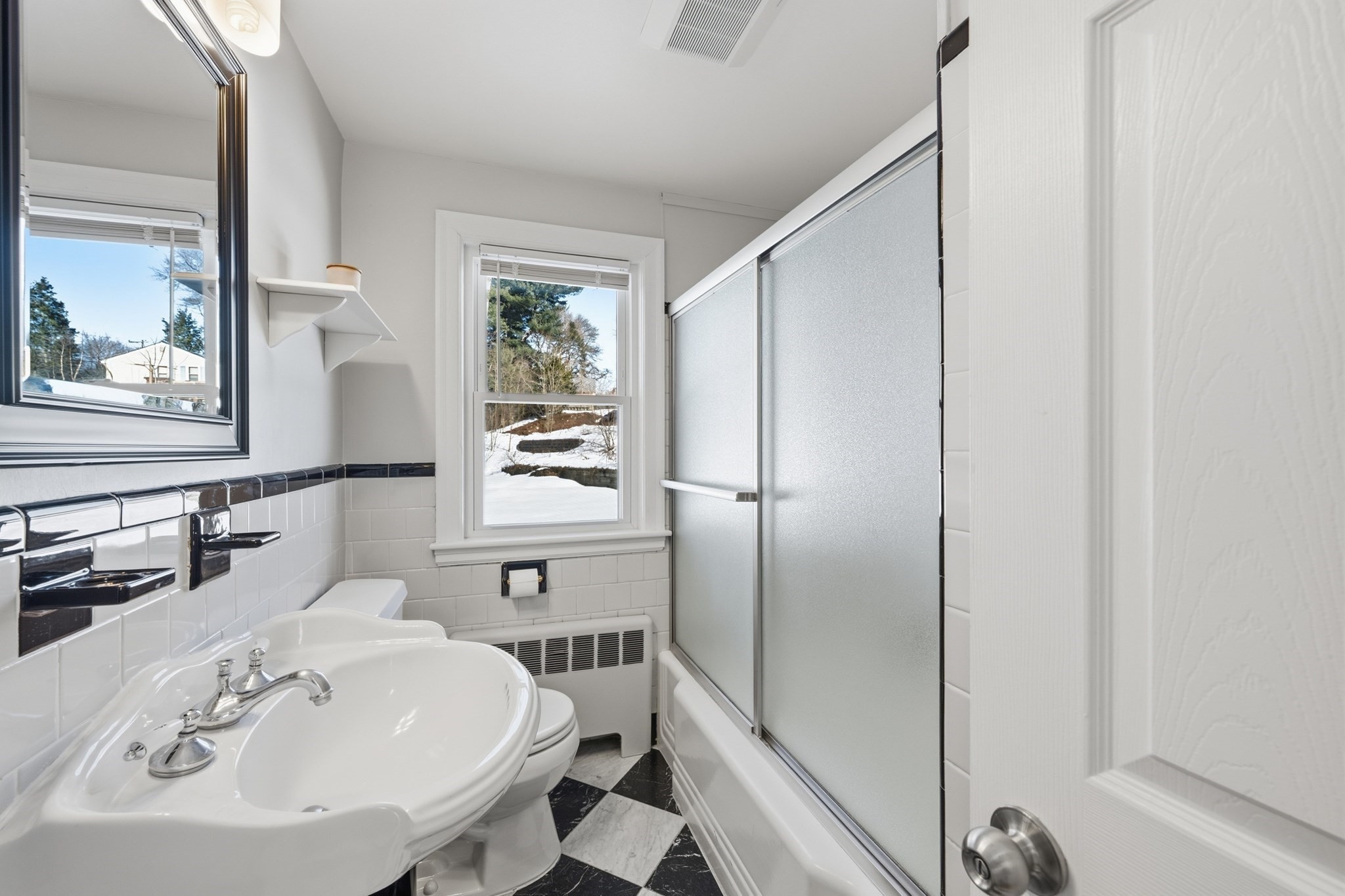 132 Bedford St, Burlington, MA 01803 - Image 25