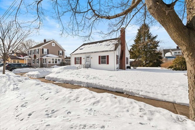 61 Ellsworth Ave, Beverly, MA 01915 - Image 24