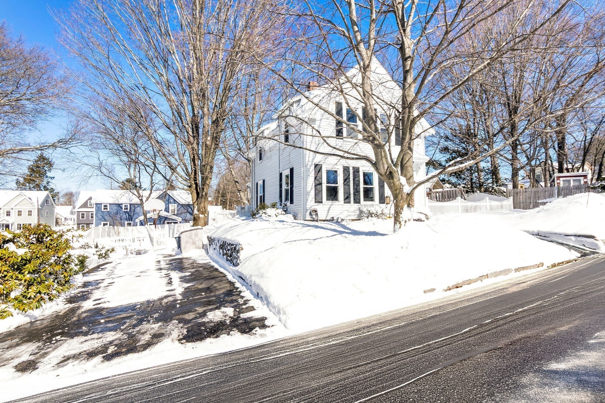 4 Garfield Ave, Stoneham, MA 02180 - Image 31