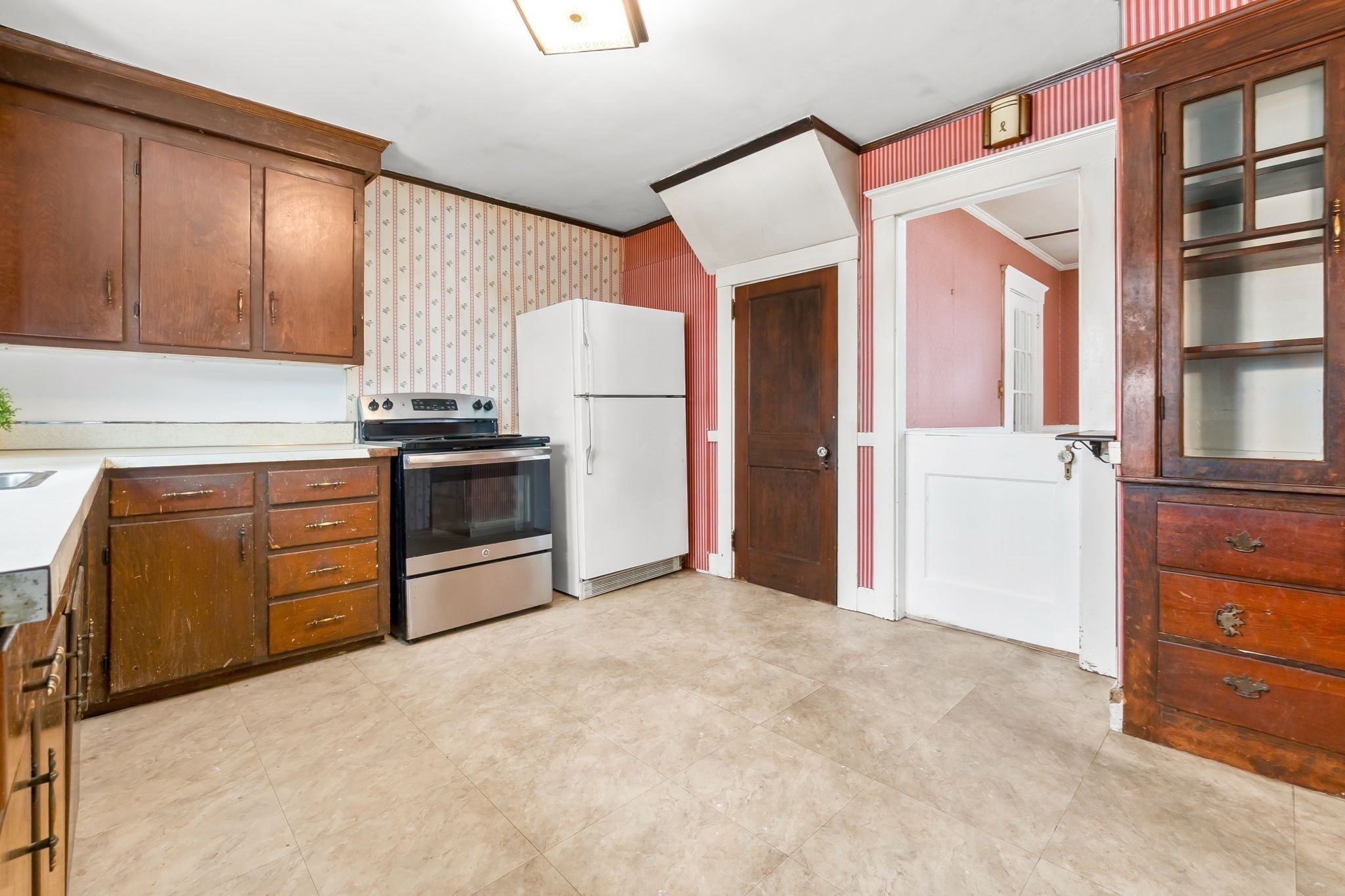 14 Chase St, Danvers, MA 01923 - Image 22