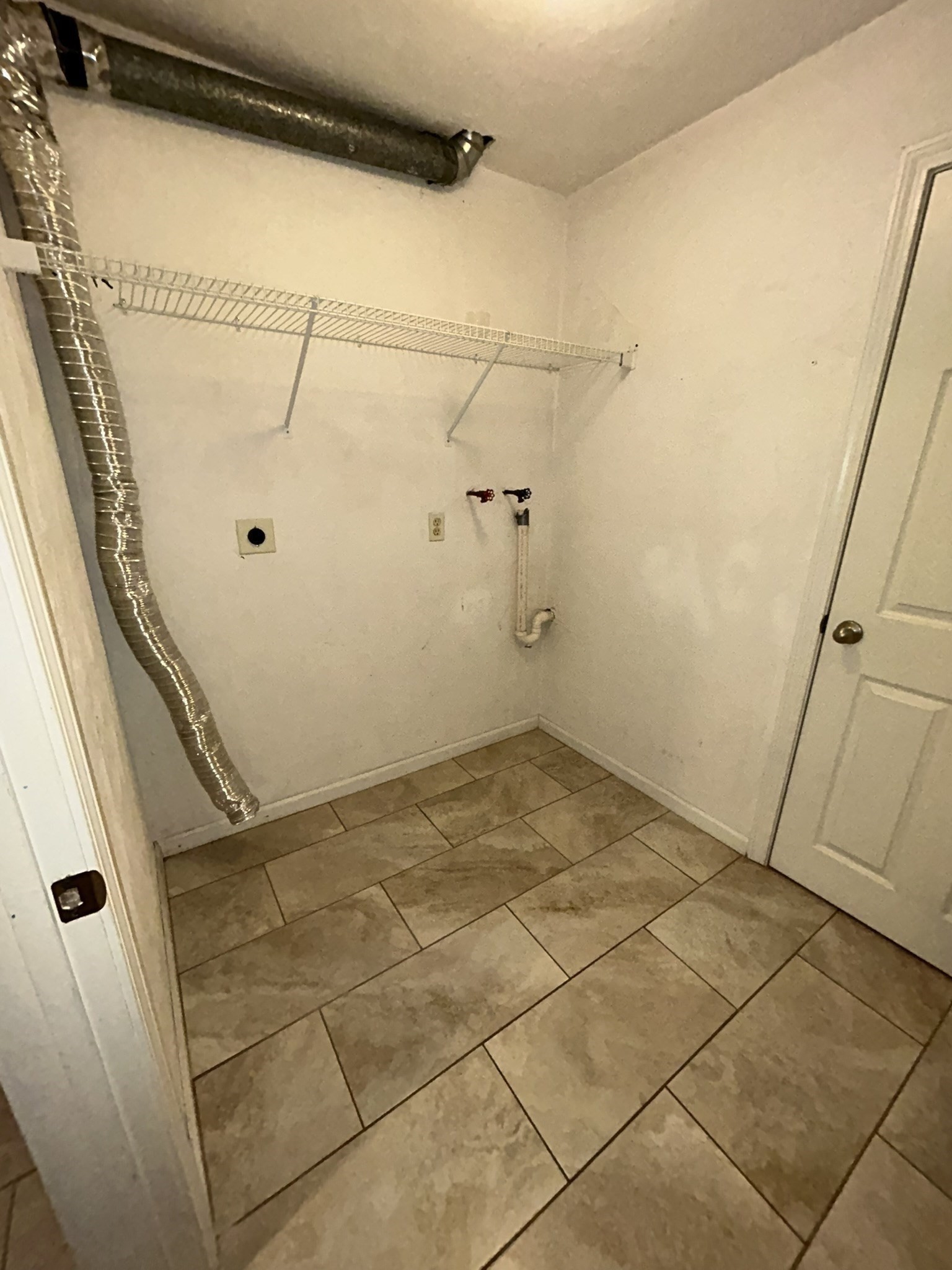 849 Boston Post Rd Unit 9-F, Marlborough, MA 01752 - Image 17