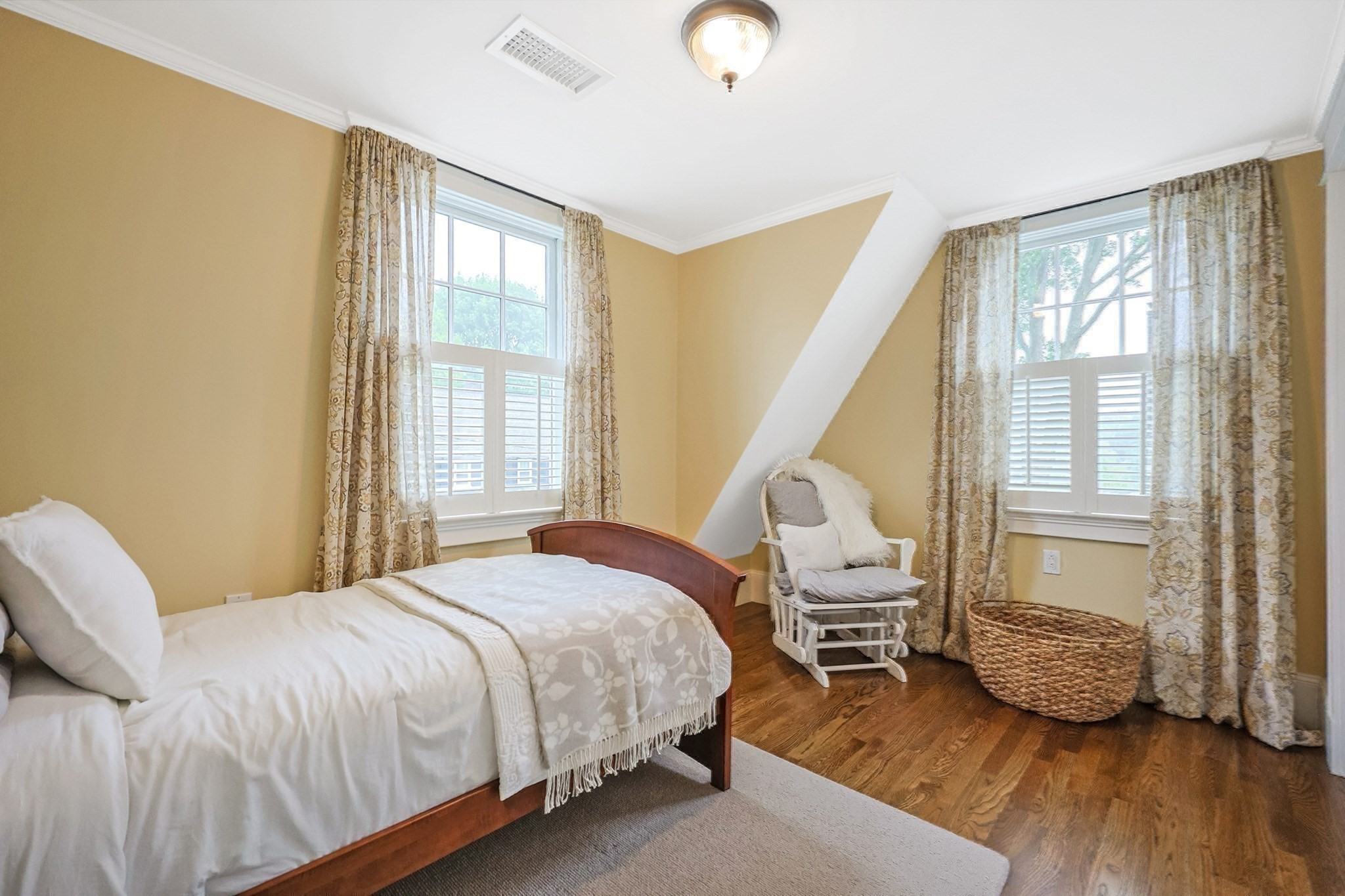 37 Pelton St, West Roxbury, Boston, MA 02132 - Image 18