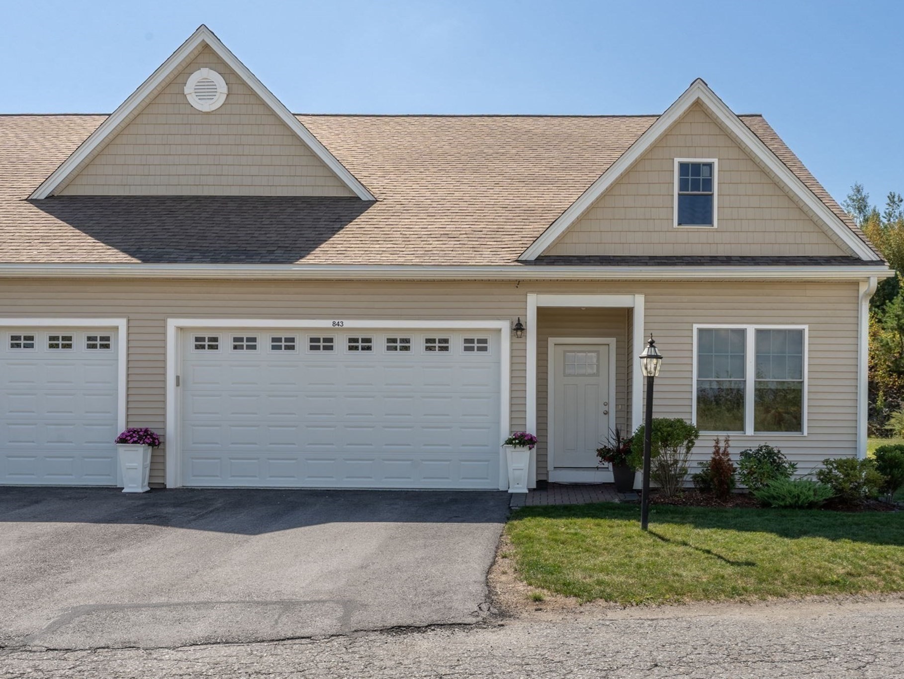 843 Ledgewood Way Unit 843, Clinton, MA 01510