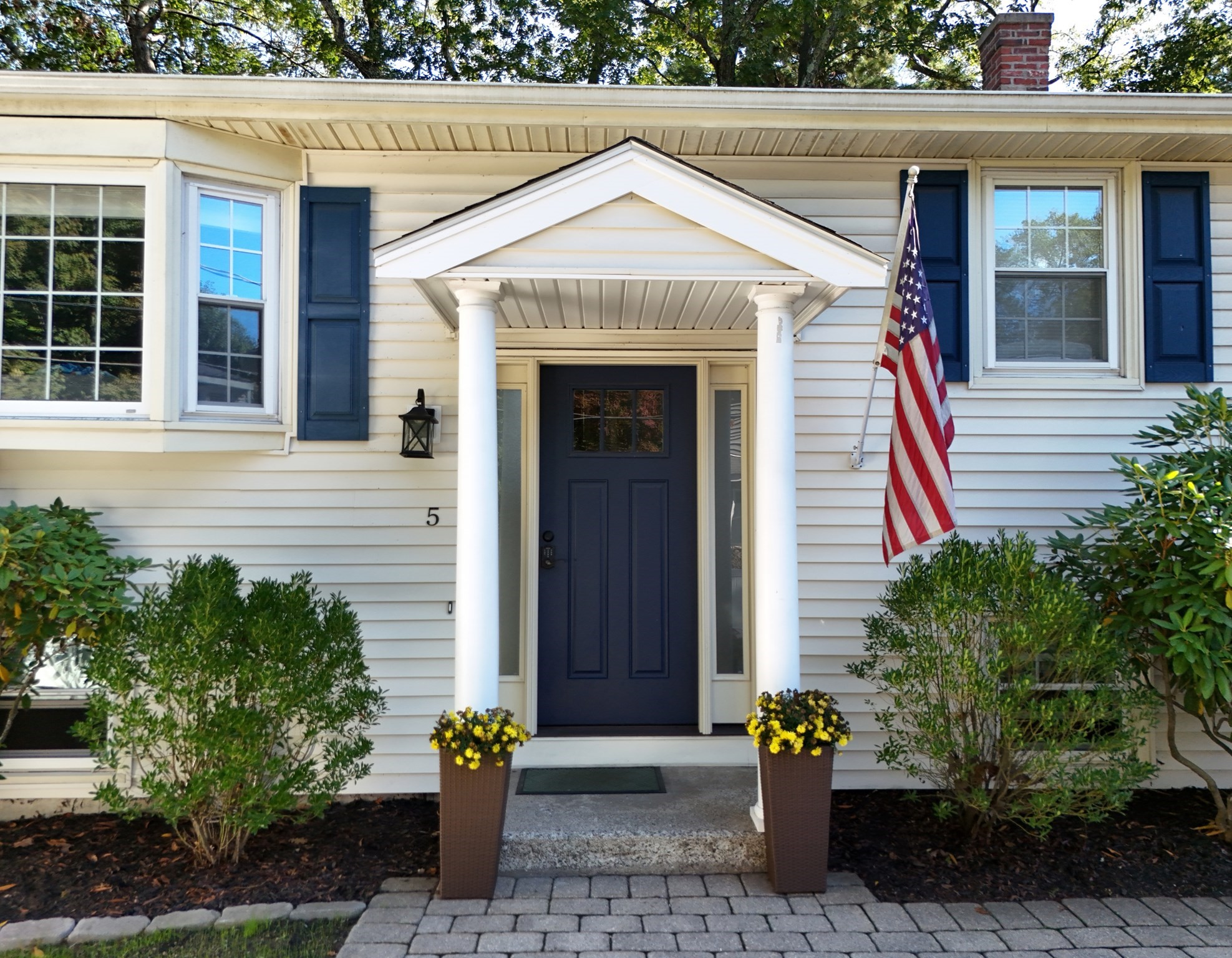 5 Bass Ter, Natick, MA 01760