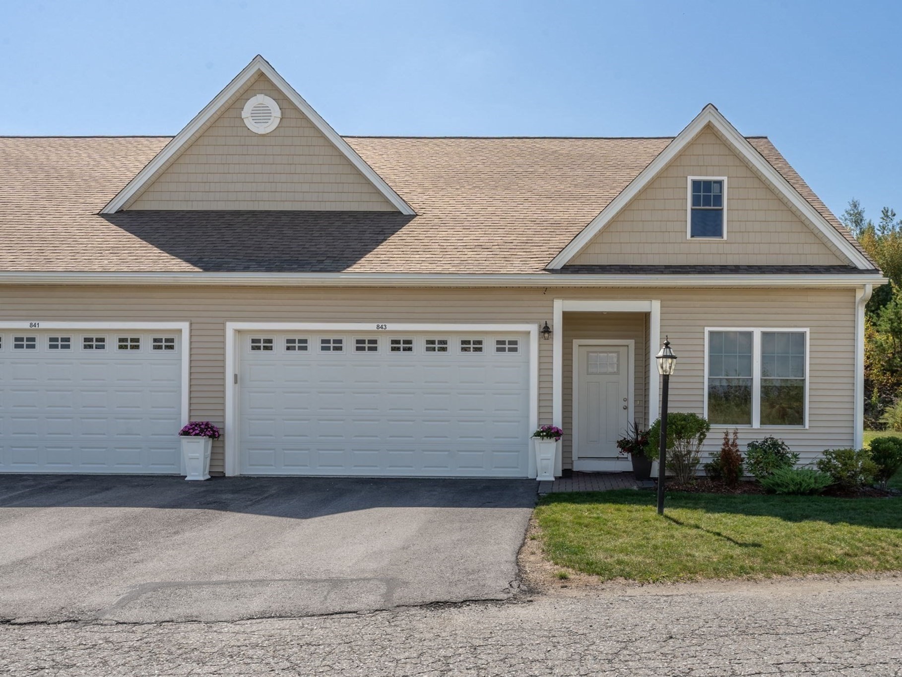 843 Ledgewood Way Unit 843, Clinton, MA 01510