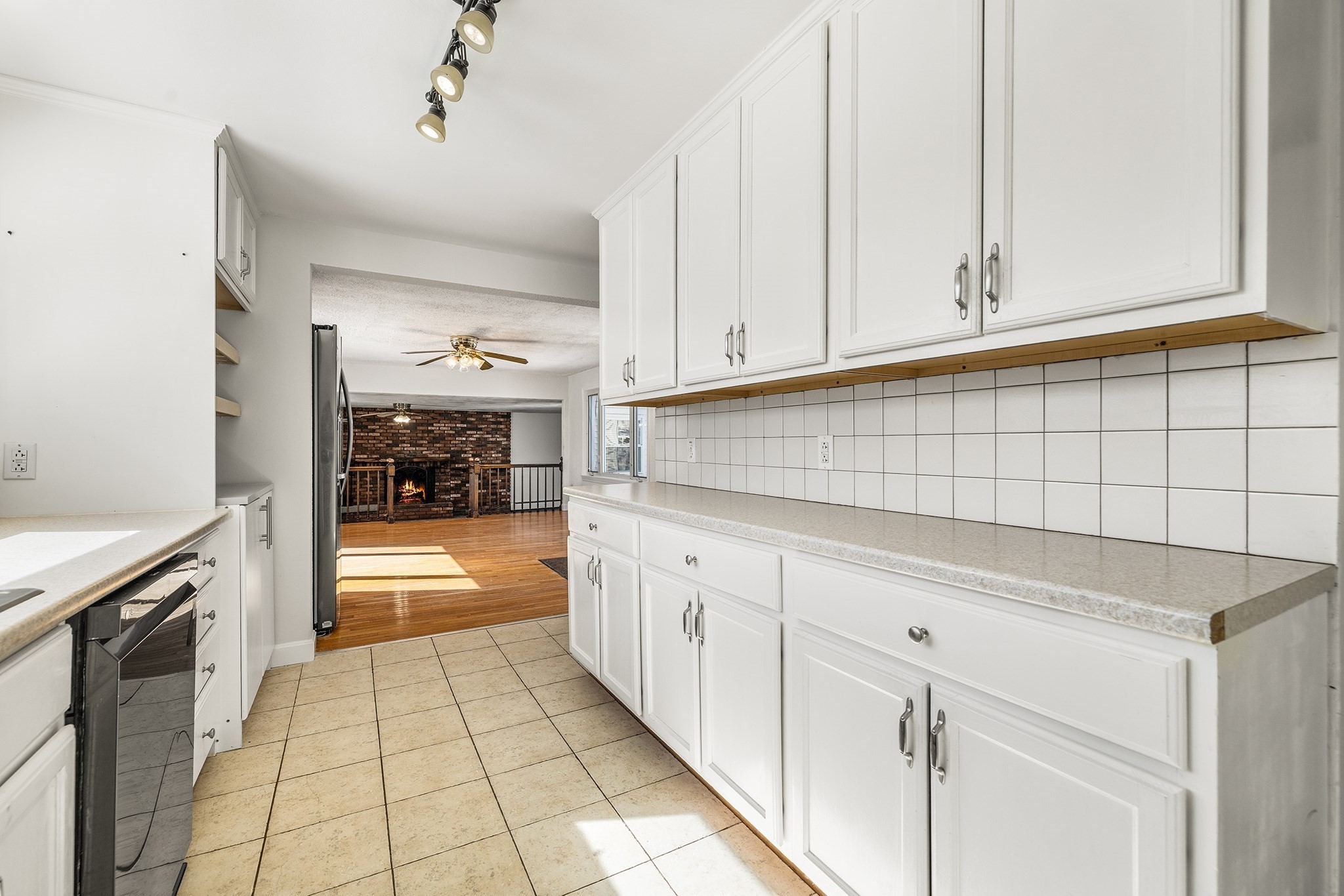 2 Perreault Ave, Billerica, MA 01821 - Image 11