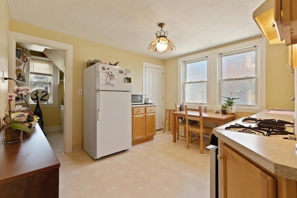 56 Waverly St, Malden, MA 02148 - Image 23