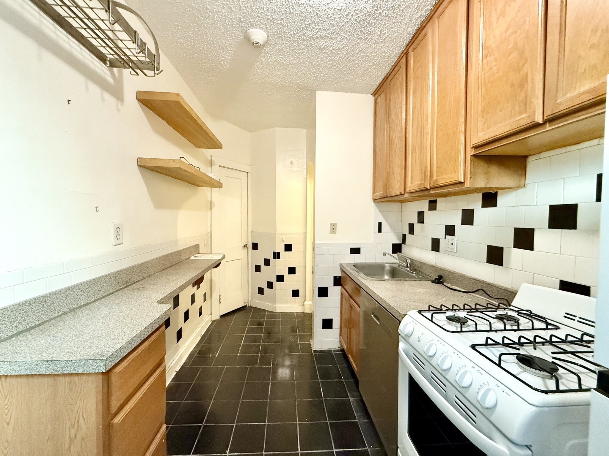 26 Chiswick Rd Unit 6, Boston College, Boston, MA 02135 - Image 3