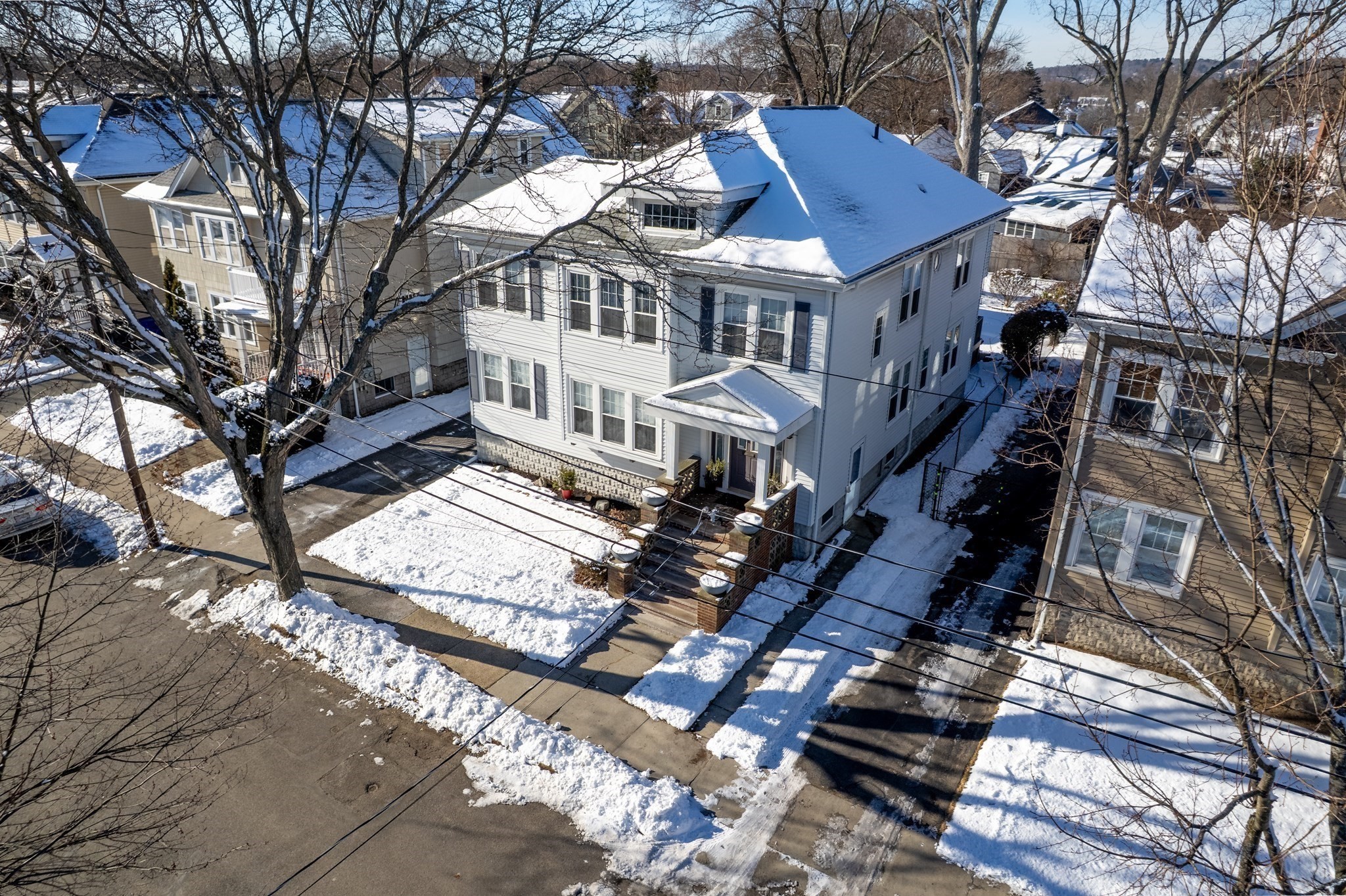 16 Pondview Rd, Arlington, MA 02474 - Image 2