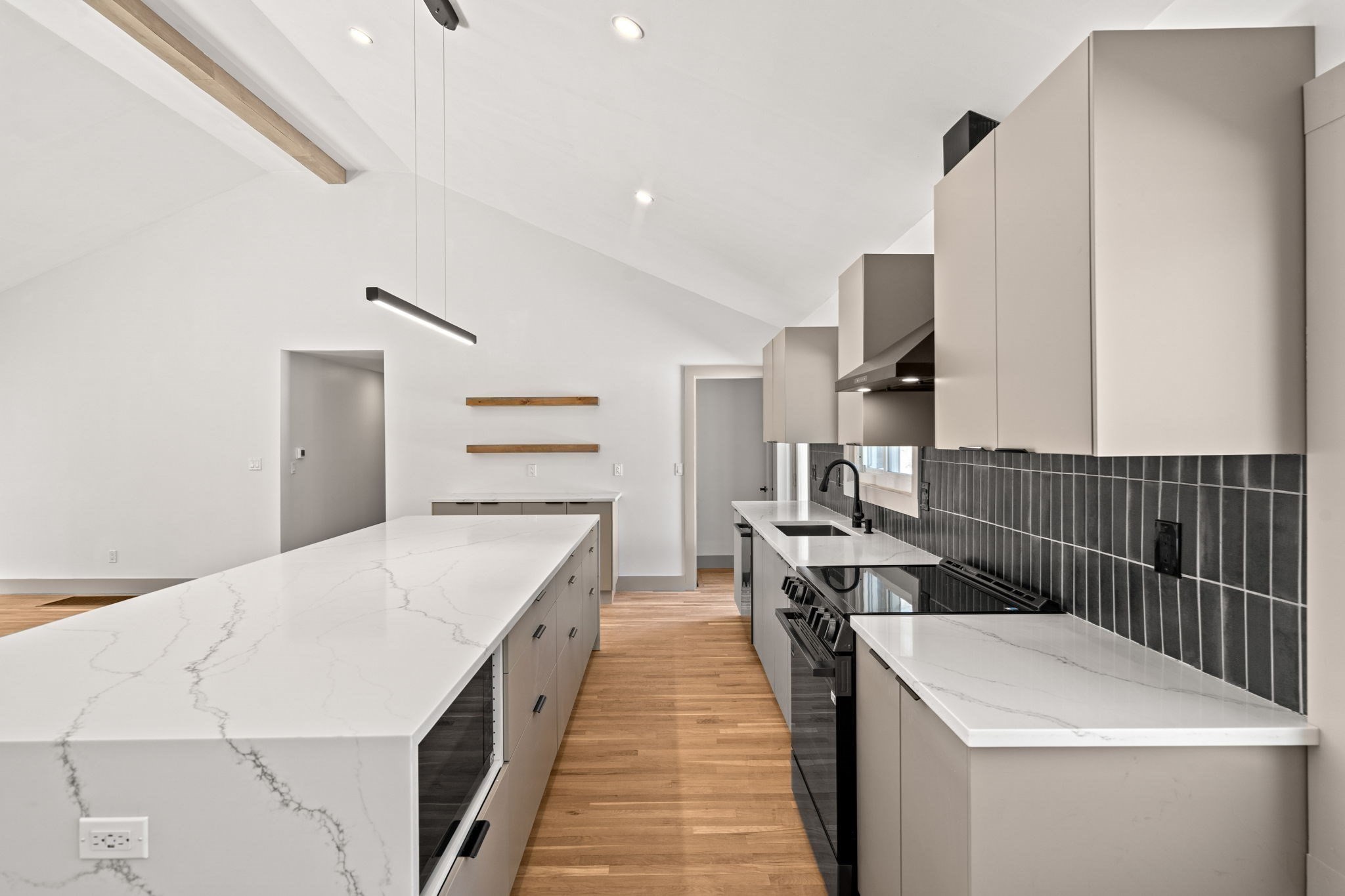 44 Foster St, Danvers, MA 01923 - Image 12