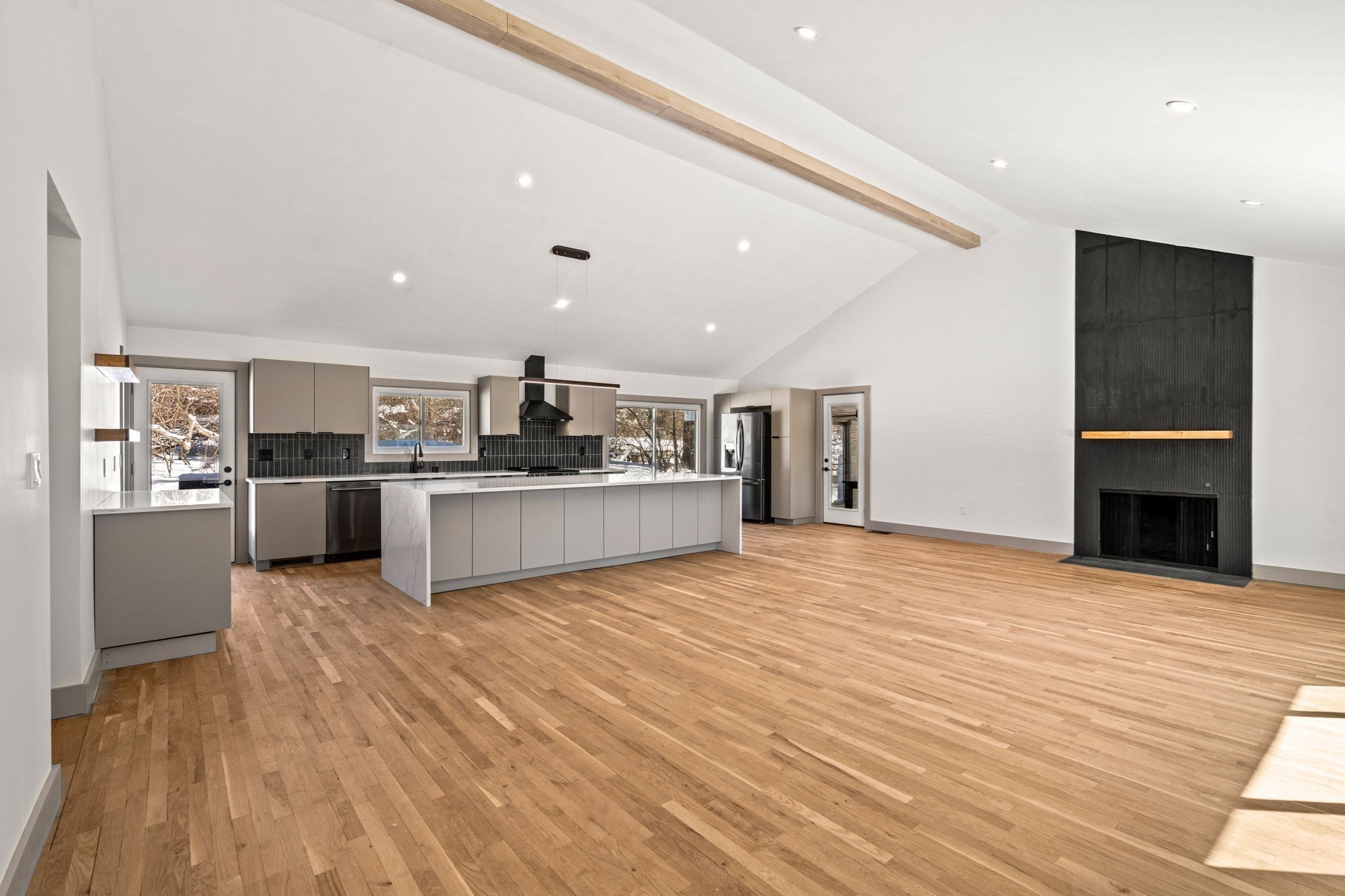 44 Foster St, Danvers, MA 01923 - Image 15