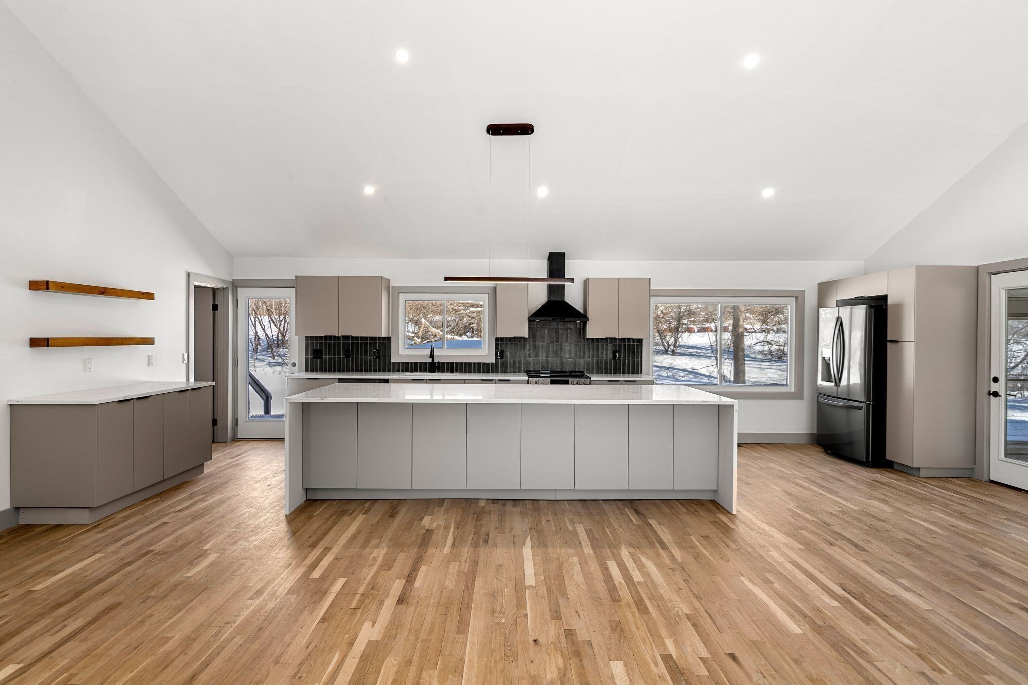 44 Foster St, Danvers, MA 01923 - Image 6