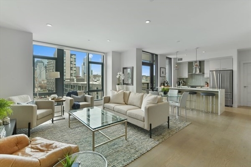 40 Traveler St, Apt 710