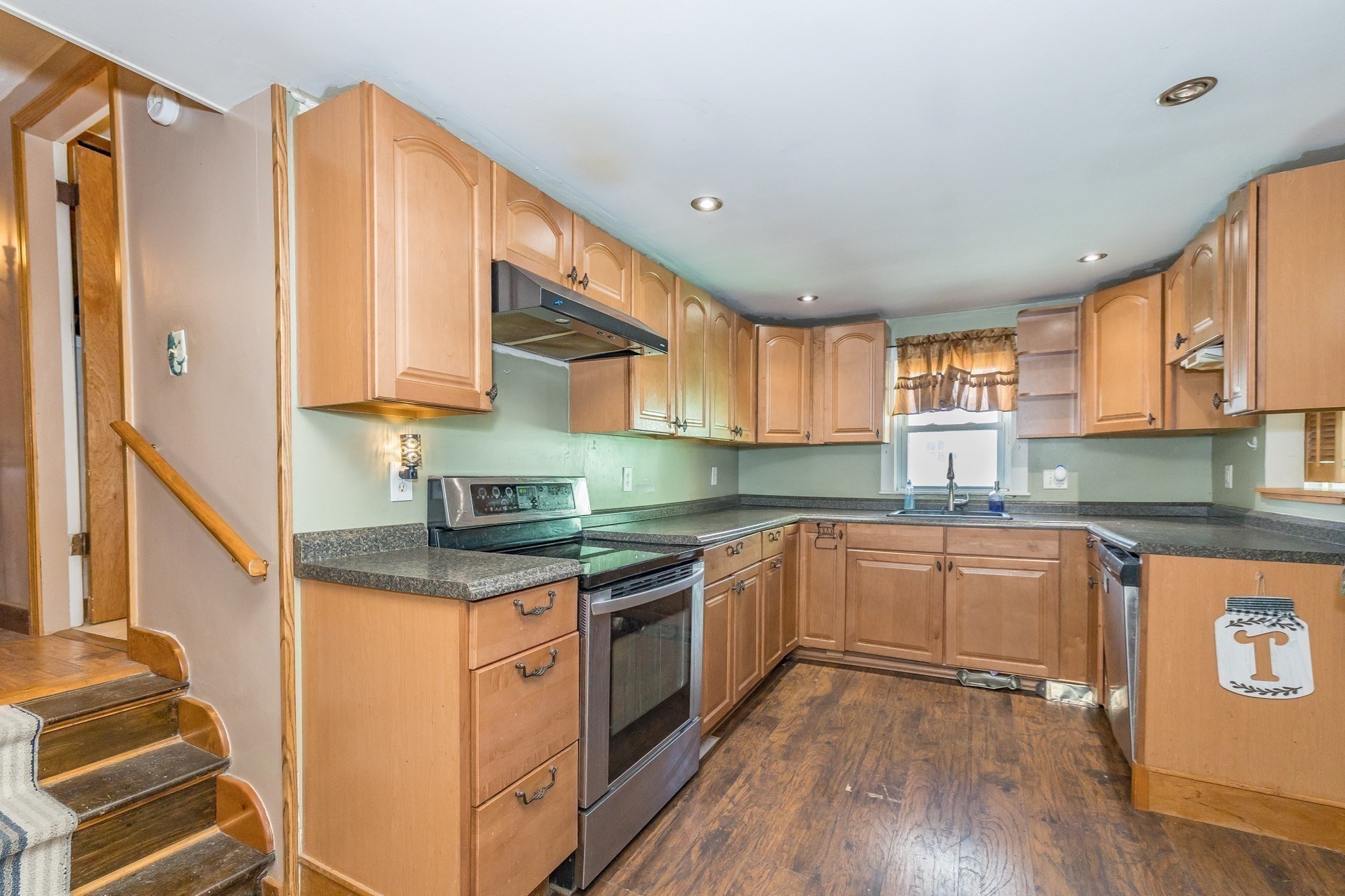 11 Fuller Rd, Billerica, MA 01821 - Image 8