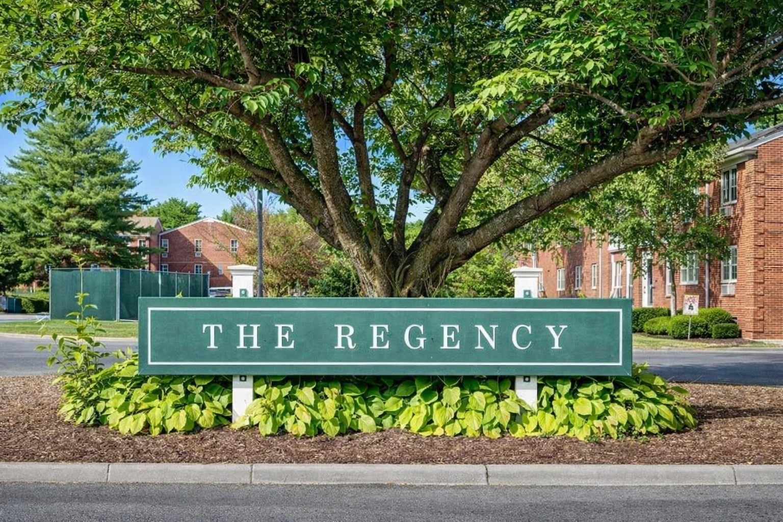 121 Regency Park Dr Unit 121, Agawam, MA 01001