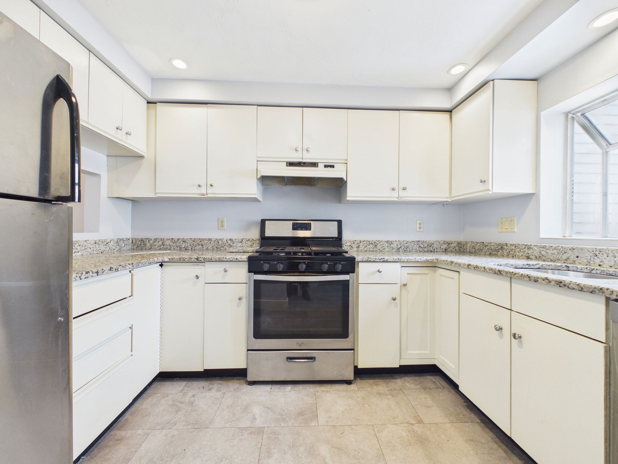 38 Alcott Cir Unit N4, Taunton, MA 02780 - Image 13