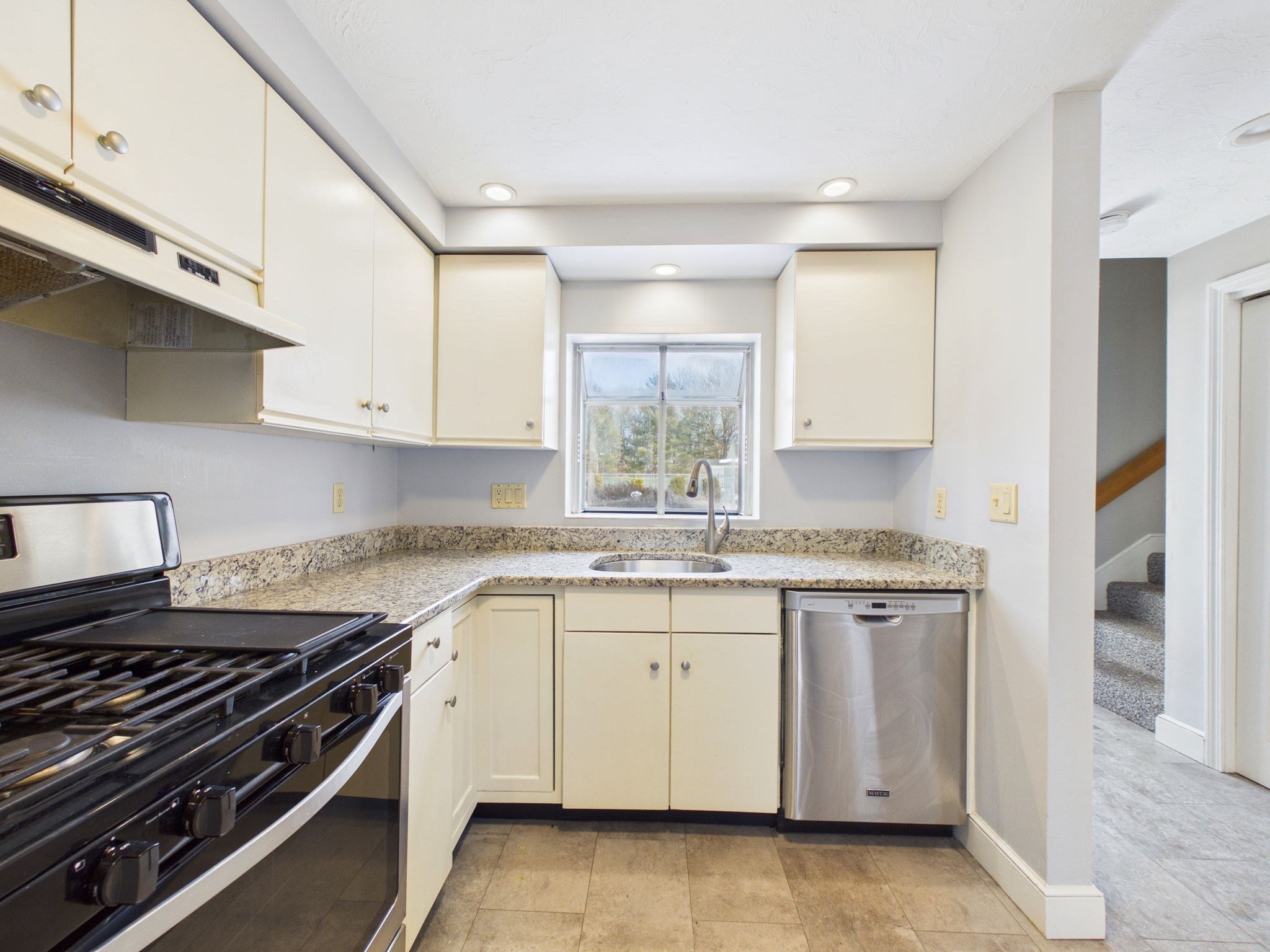 38 Alcott Cir Unit N4, Taunton, MA 02780 - Image 16