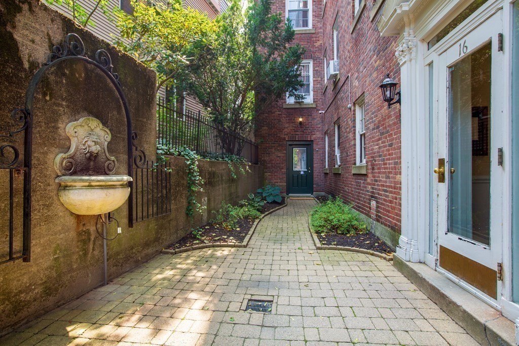 16 Chauncy Unit 53, Cambridge, MA 02138 - Image 3
