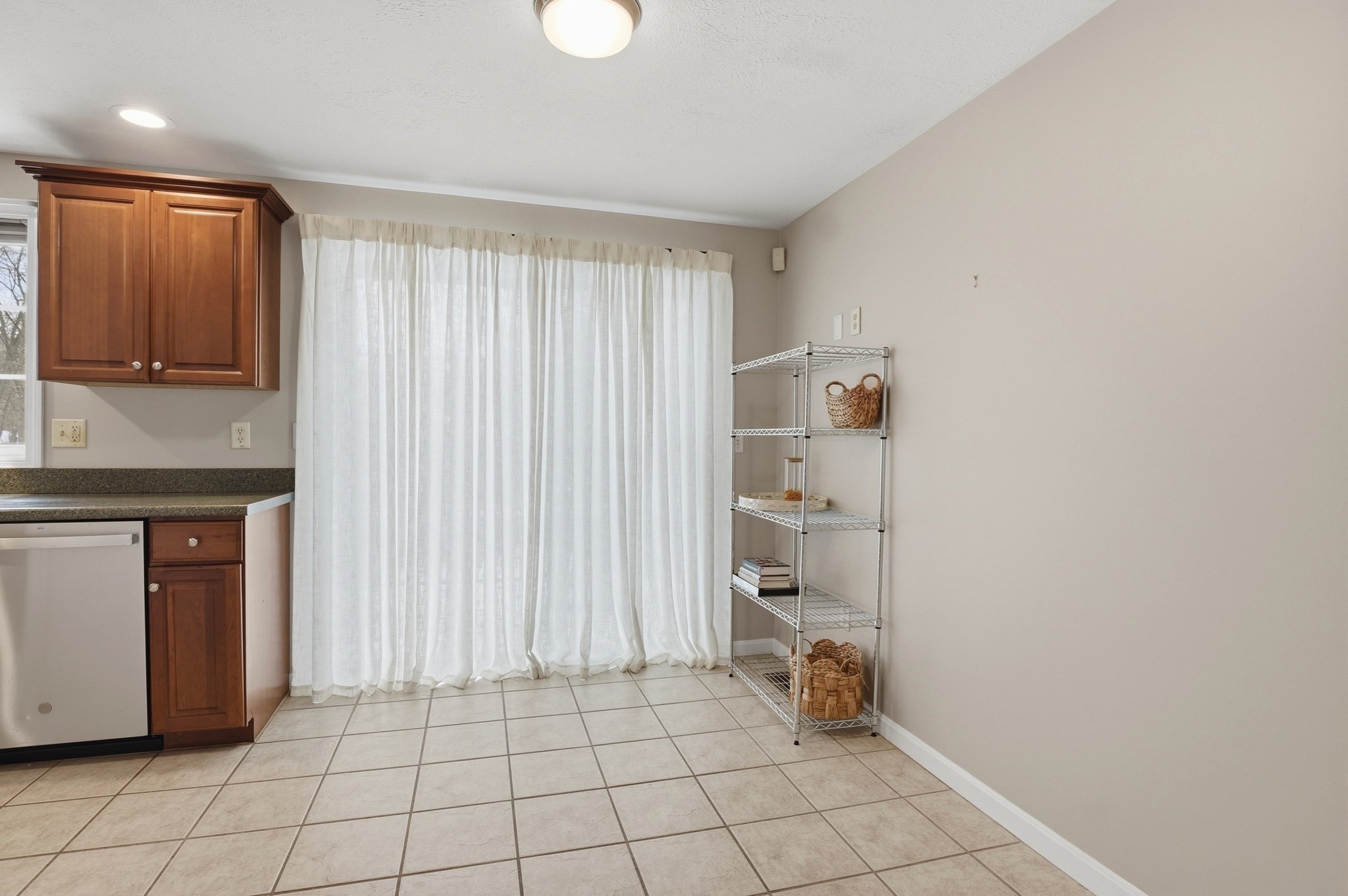 74 Felton Street Unit A, Lowell, MA 01852 - Image 12