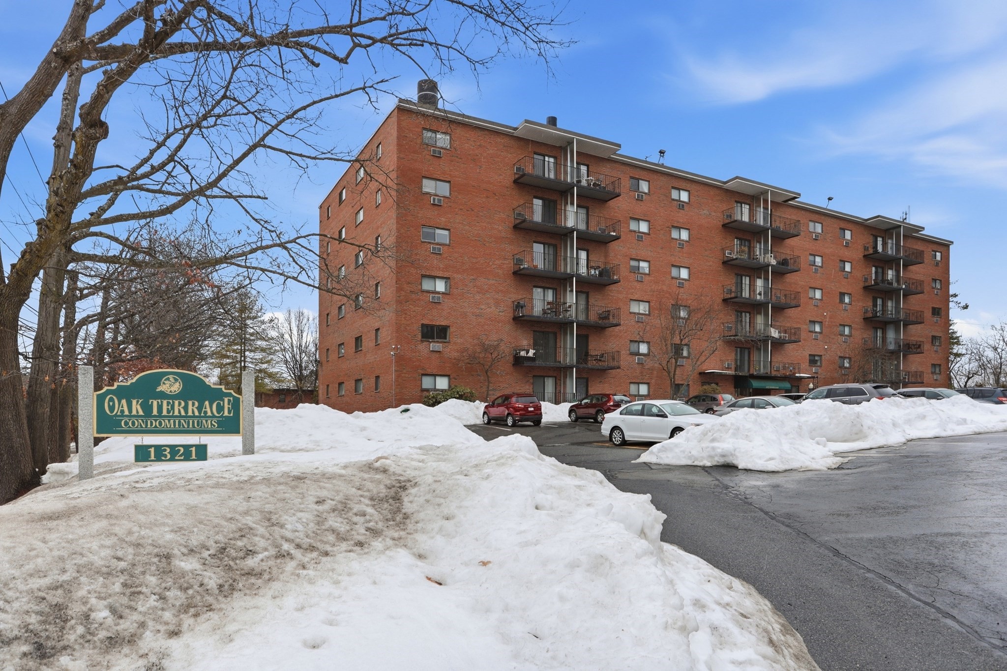 1321 Worcester Road Unit 201, Framingham, MA 01701